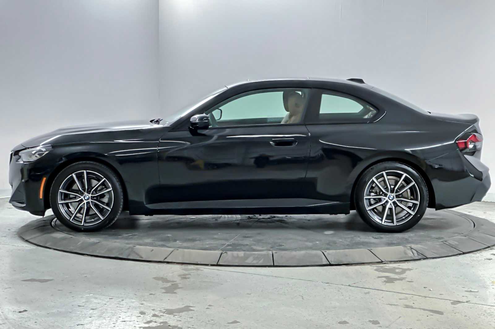 Thumbnail: 2025 BMW 2 Series - 5