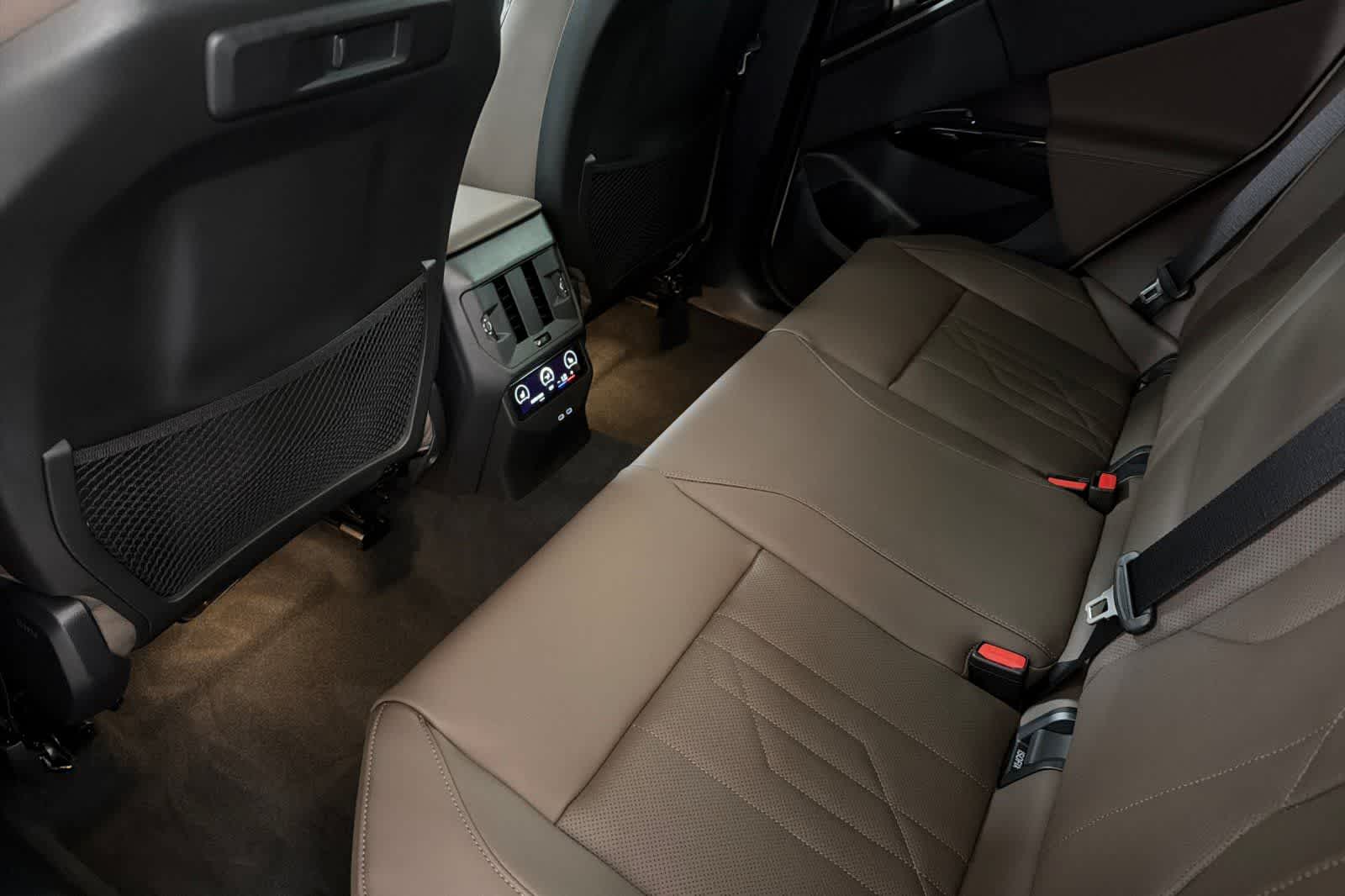 Thumbnail: 2026 BMW X3 - 4