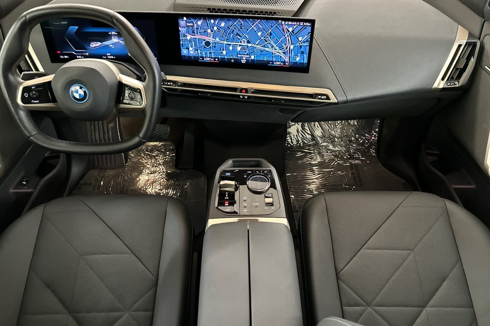 Thumbnail: 2022 BMW iX - 3