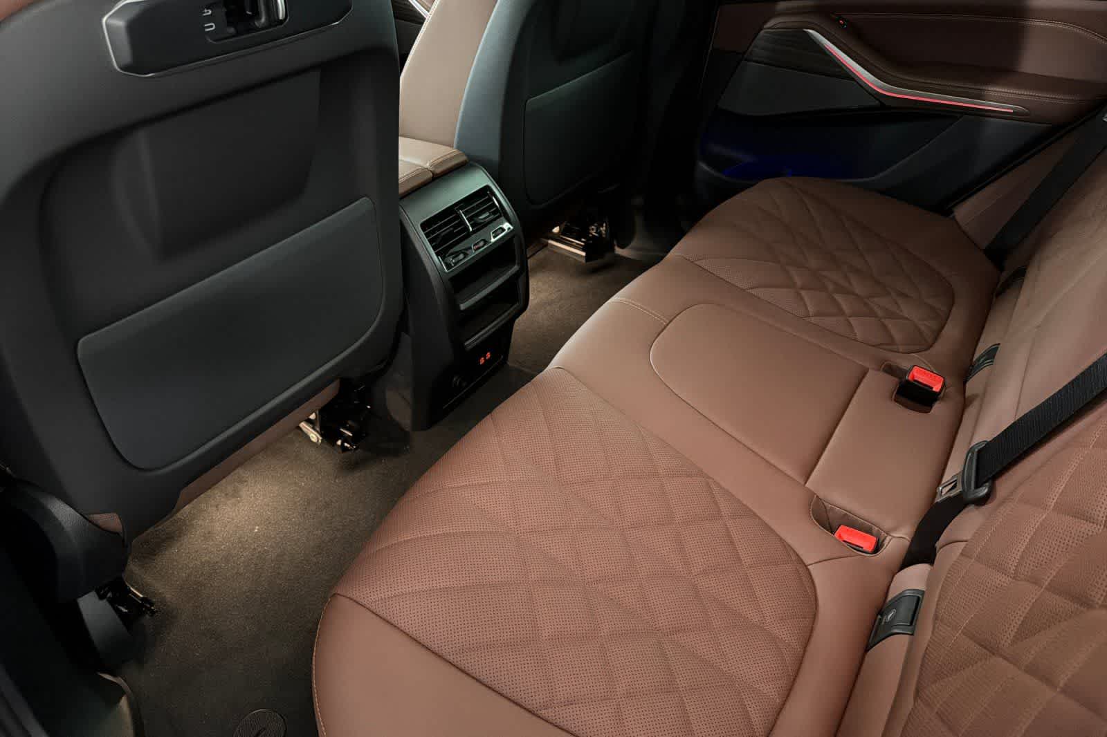 Thumbnail: 2026 BMW X5 - 4