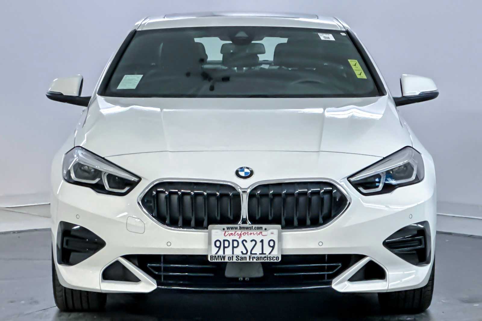 Thumbnail: 2024 BMW 2 Series - 10