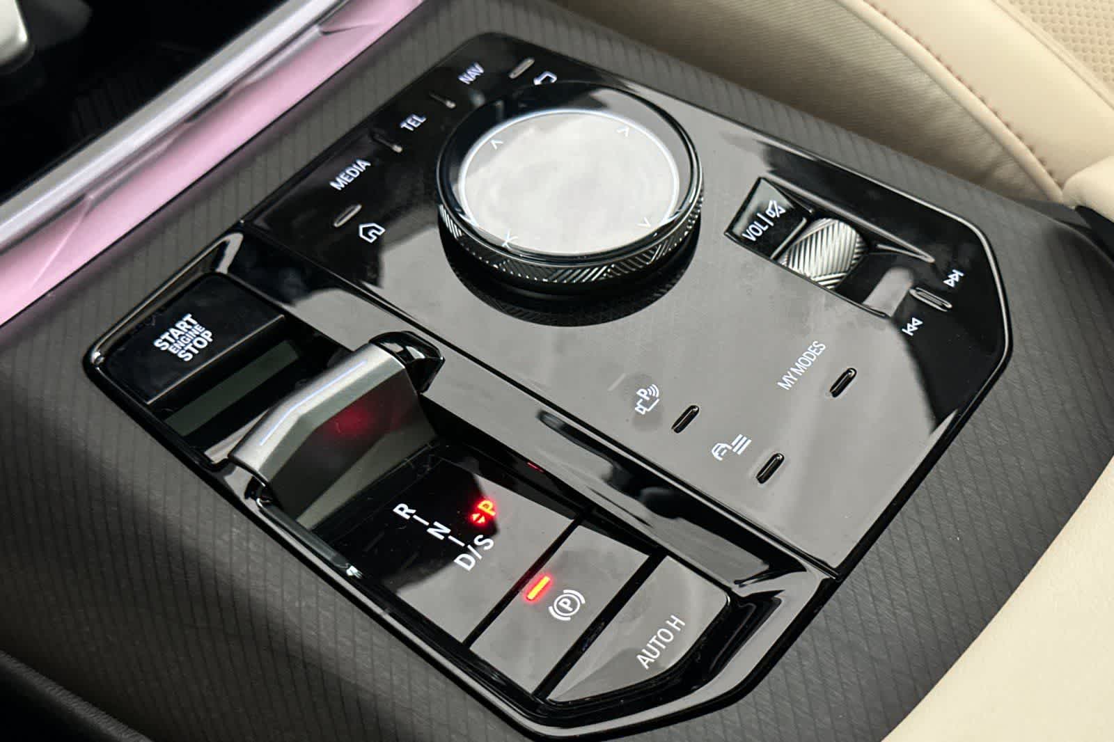 Thumbnail: 2026 BMW X3 - 21