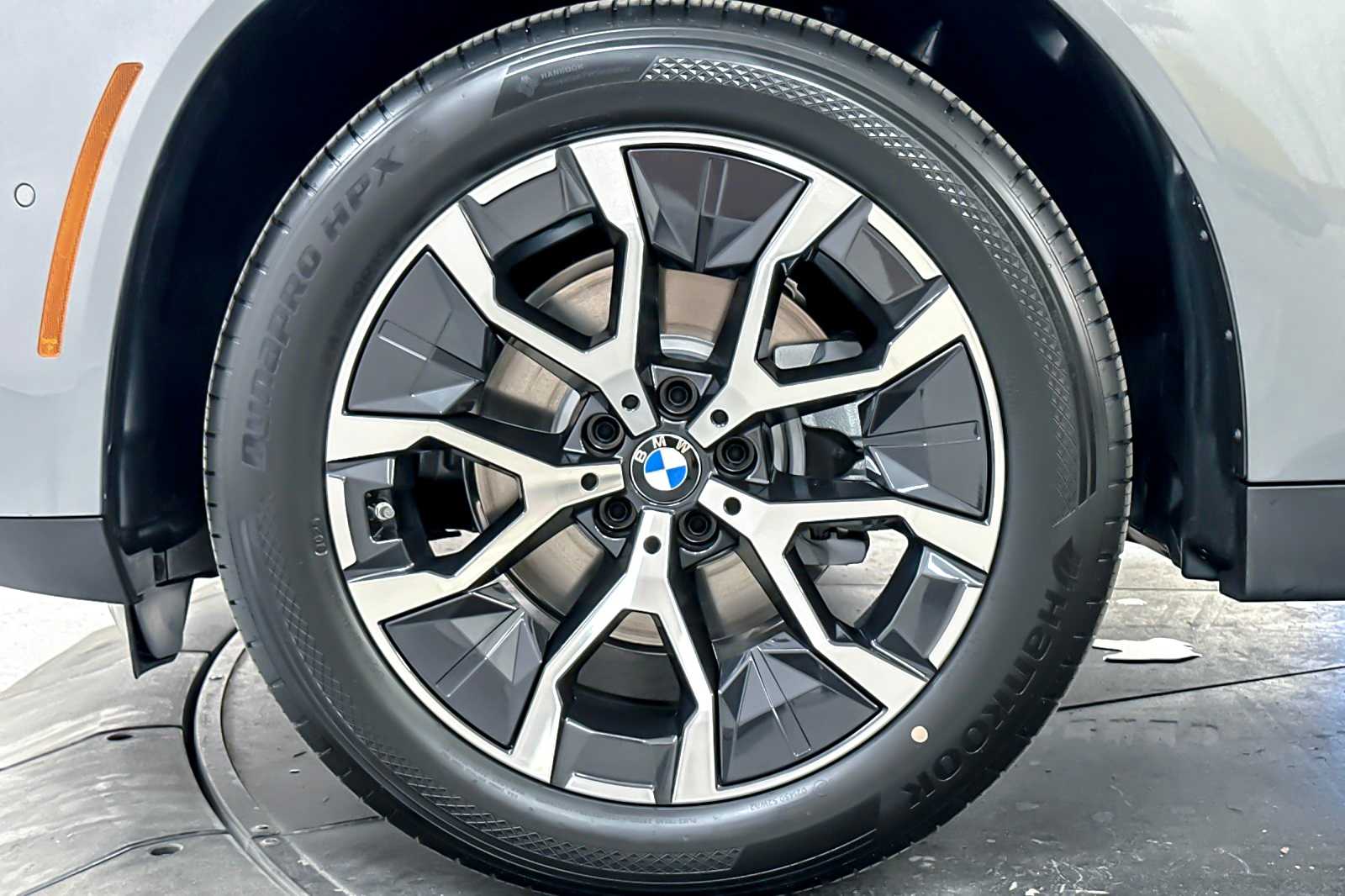 Thumbnail: 2026 BMW X3 - 25