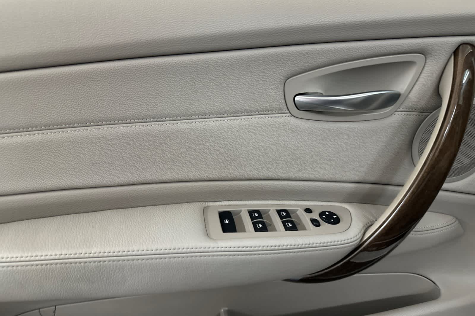 Thumbnail: 2012 BMW 1 Series - 15