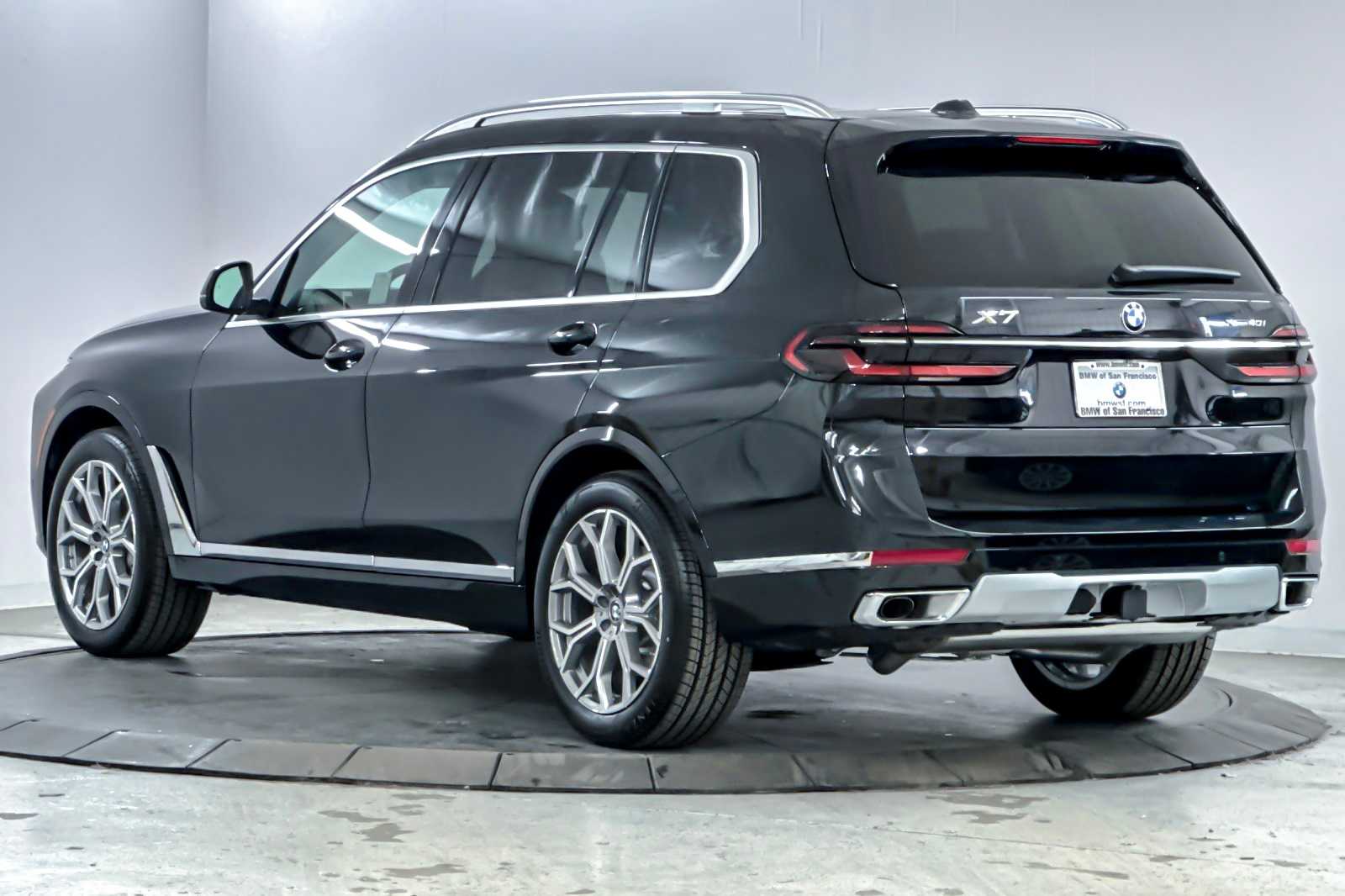 Thumbnail: 2026 BMW X7 - 6