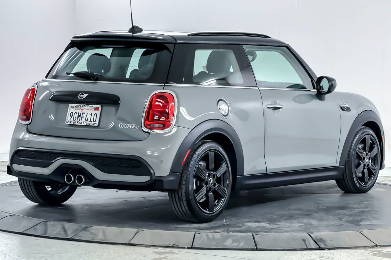 Thumbnail: 2023 MINI Cooper Hardtop - 2