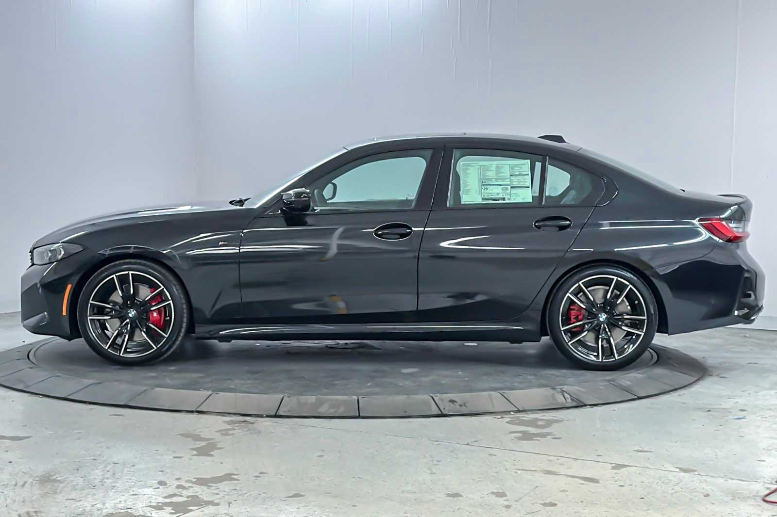 Thumbnail: 2026 BMW 3 Series - 5