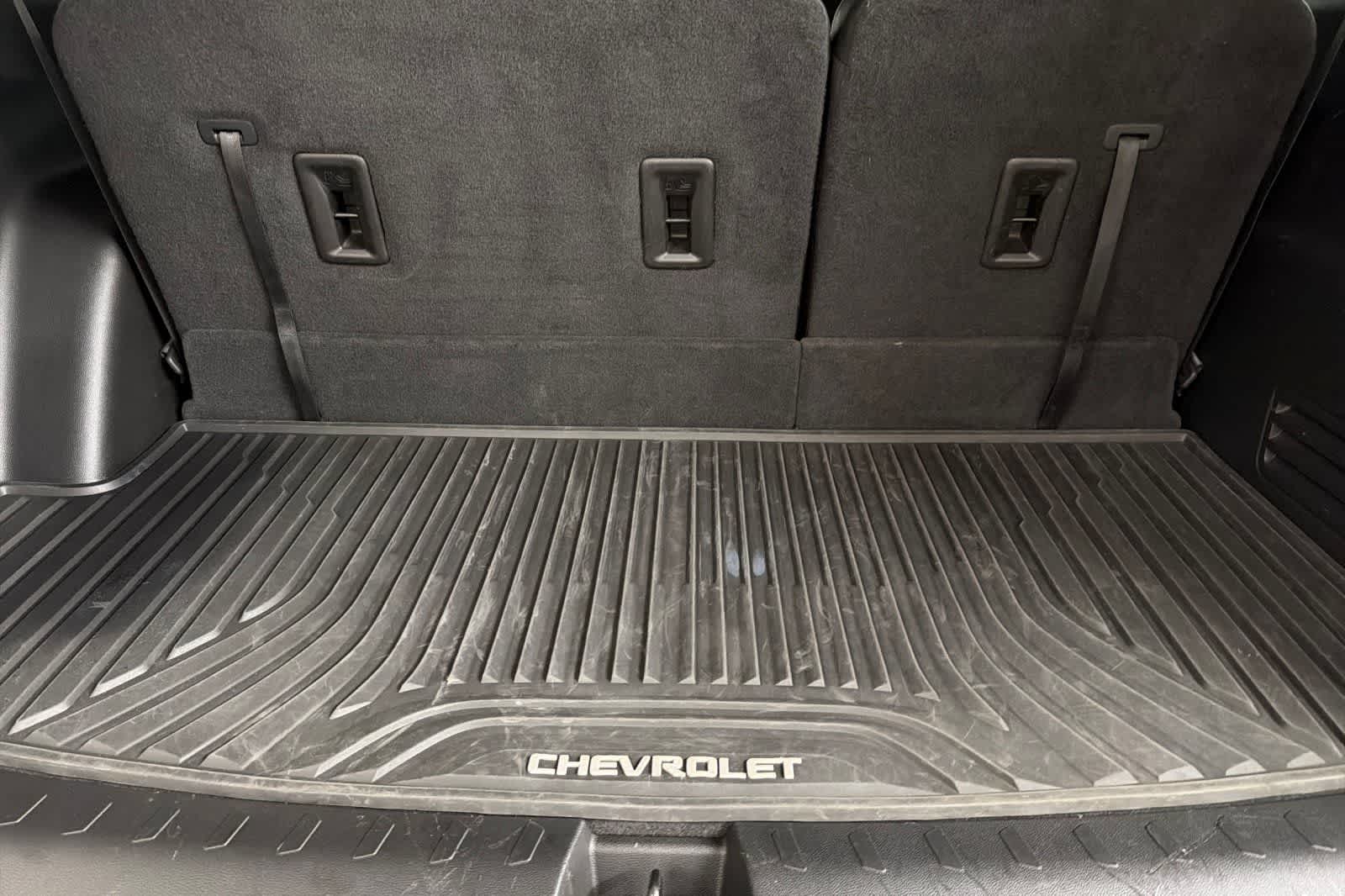 Thumbnail: 2023 Chevrolet Traverse - 15