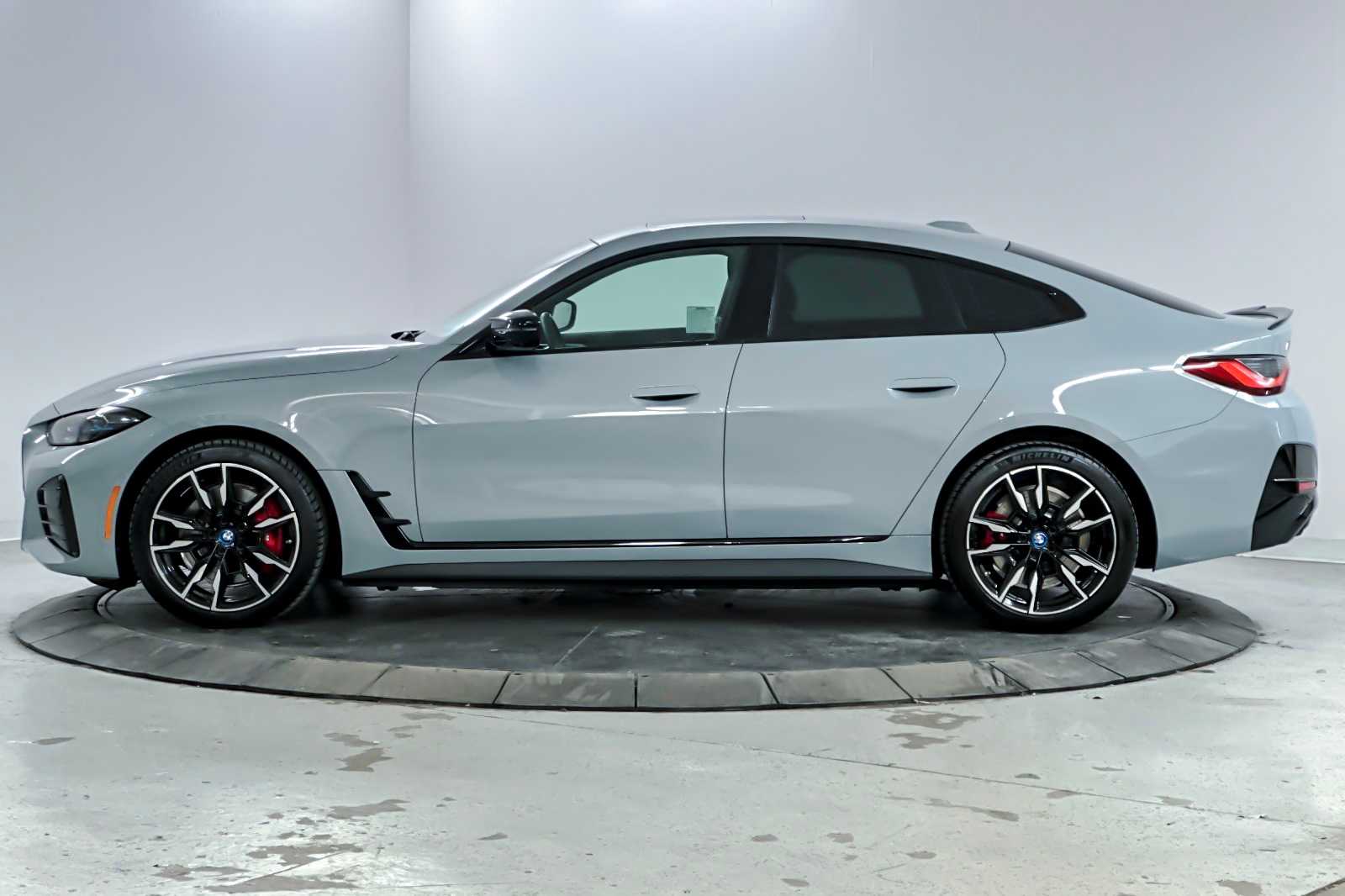 Thumbnail: 2023 BMW i4 - 5