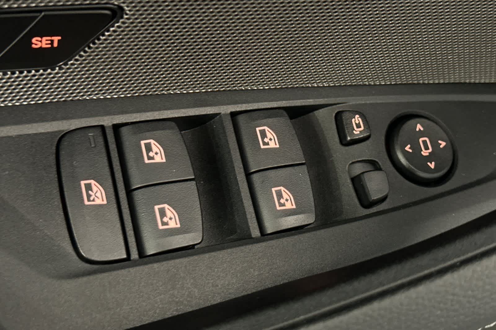 Thumbnail: 2025 BMW i4 - 13