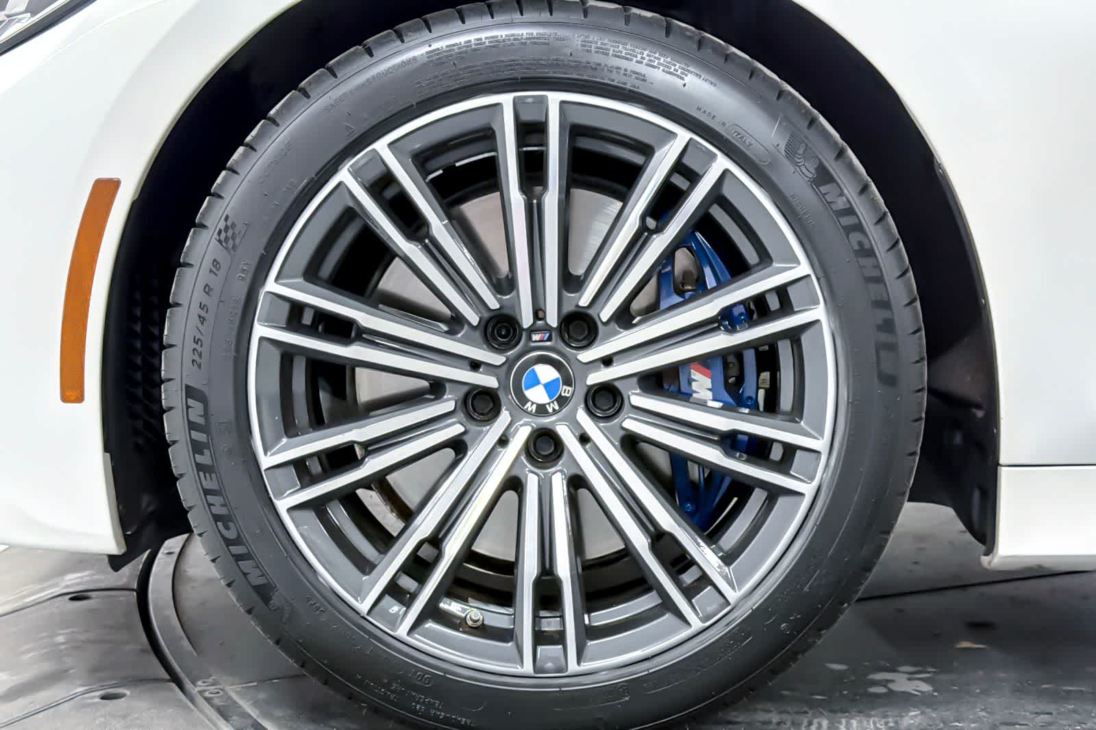 Thumbnail: 2020 BMW 3 Series - 26