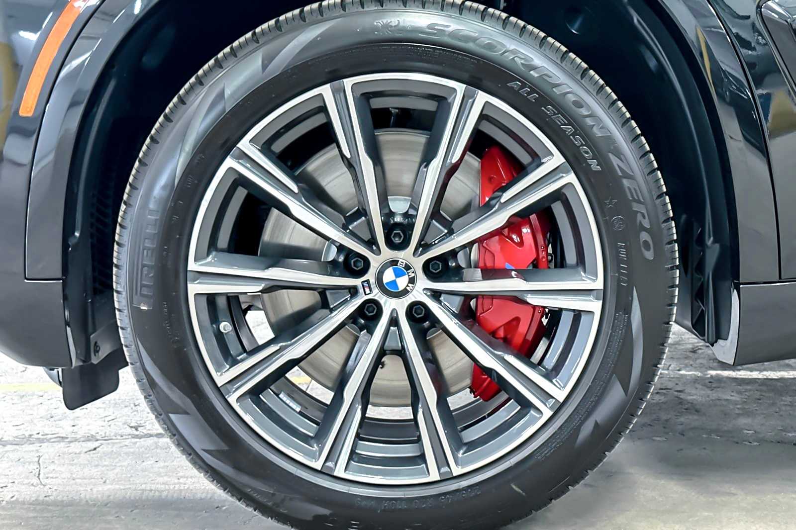 Thumbnail: 2026 BMW X5 - 25