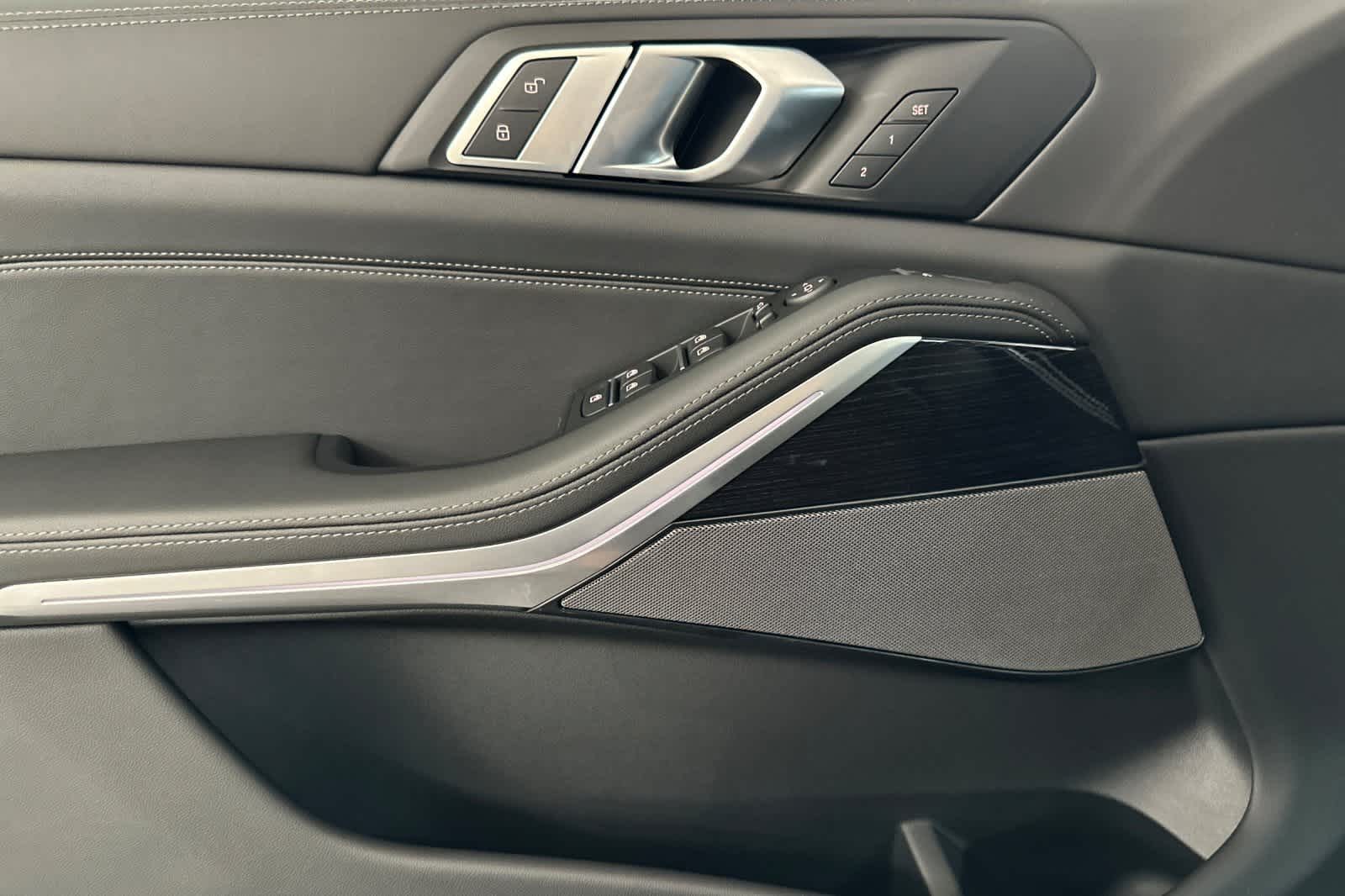Thumbnail: 2026 BMW X5 - 12