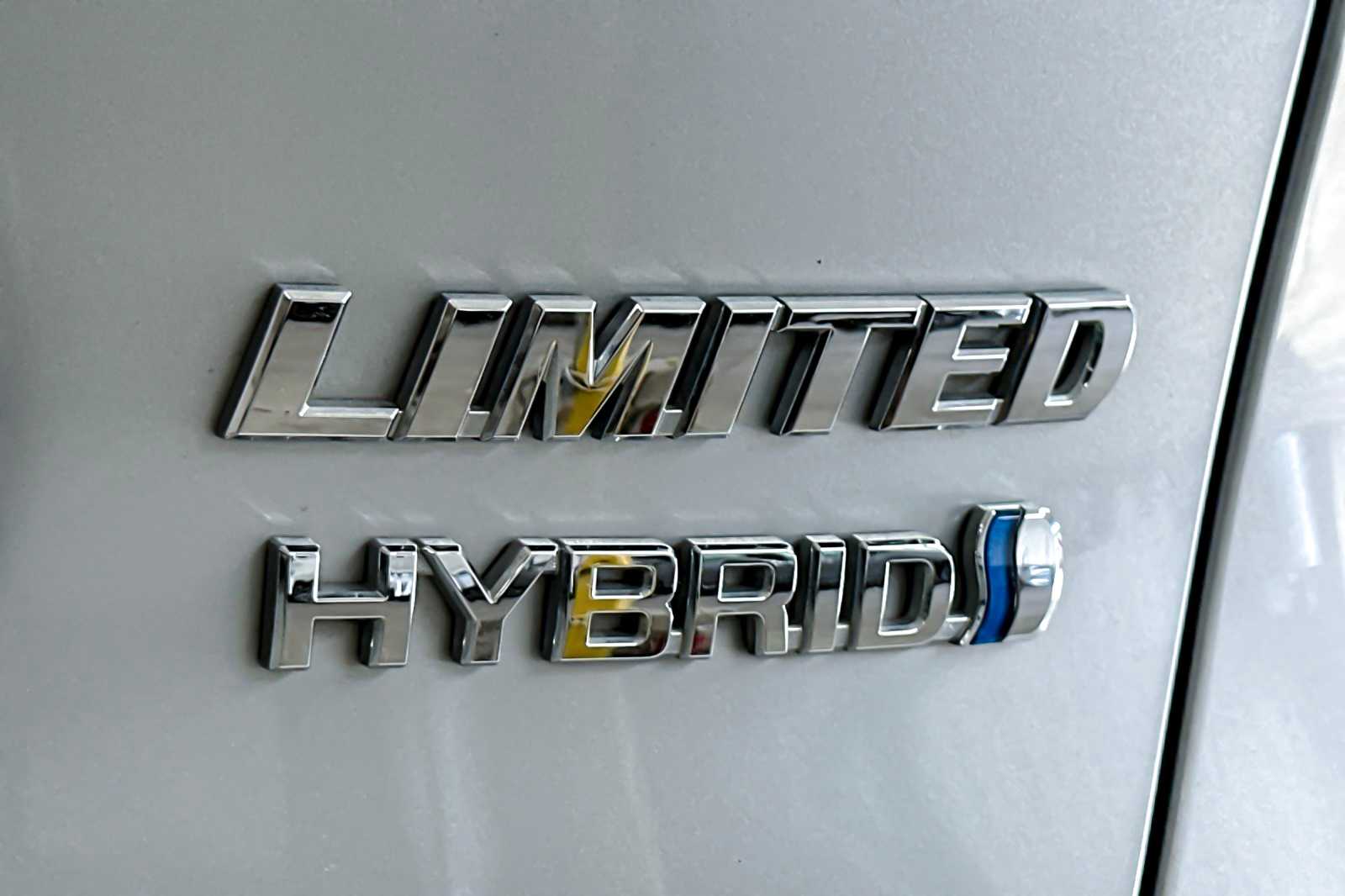 Thumbnail: 2019 Toyota RAV4 - 28