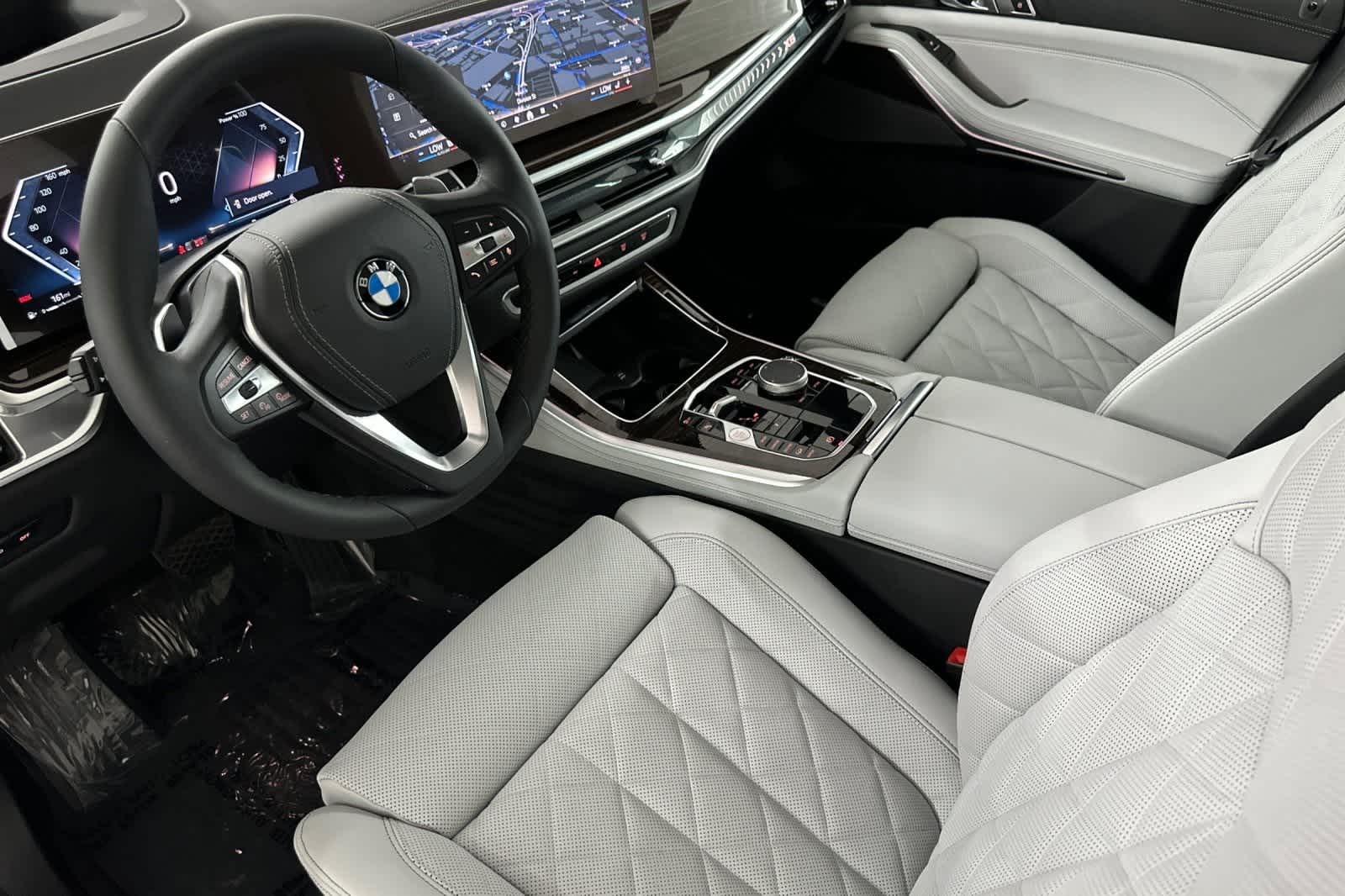 Thumbnail: 2026 BMW X5 - 11