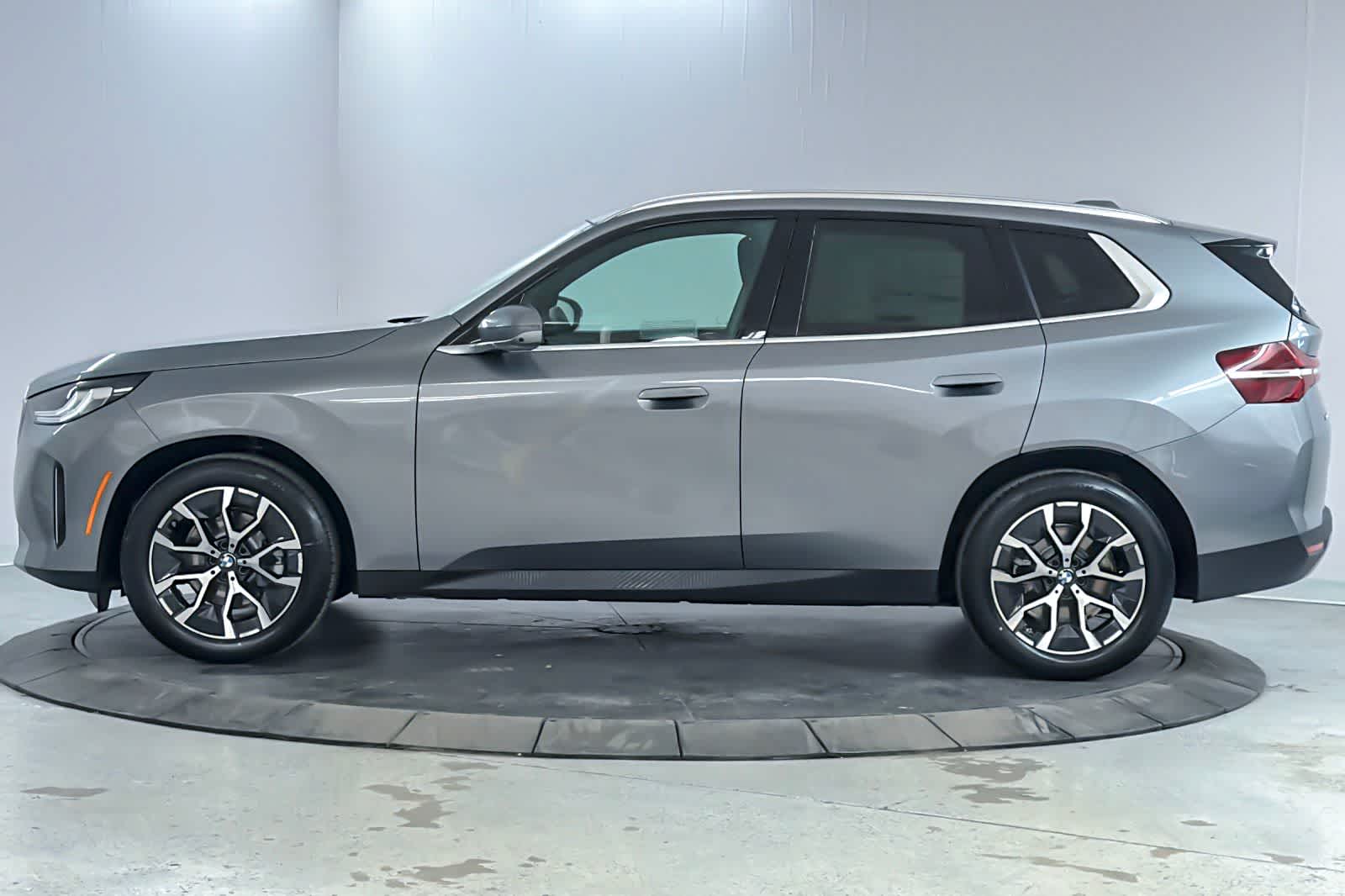 Thumbnail: 2026 BMW X3 - 5