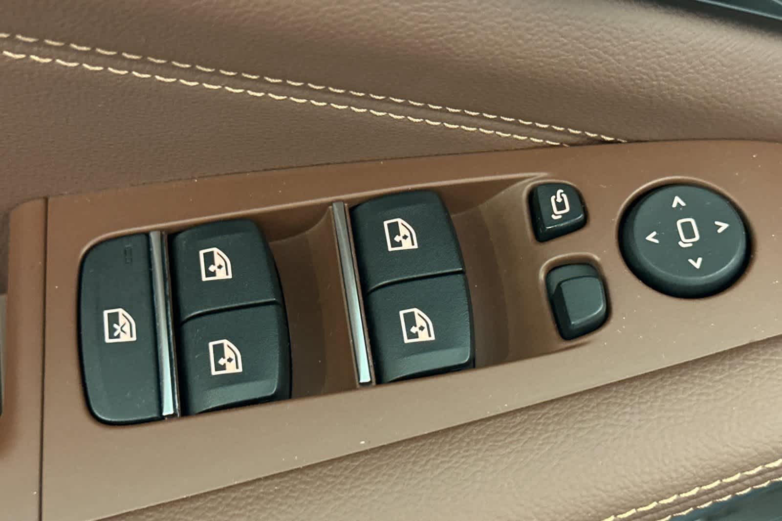 Thumbnail: 2021 BMW X5 - 13