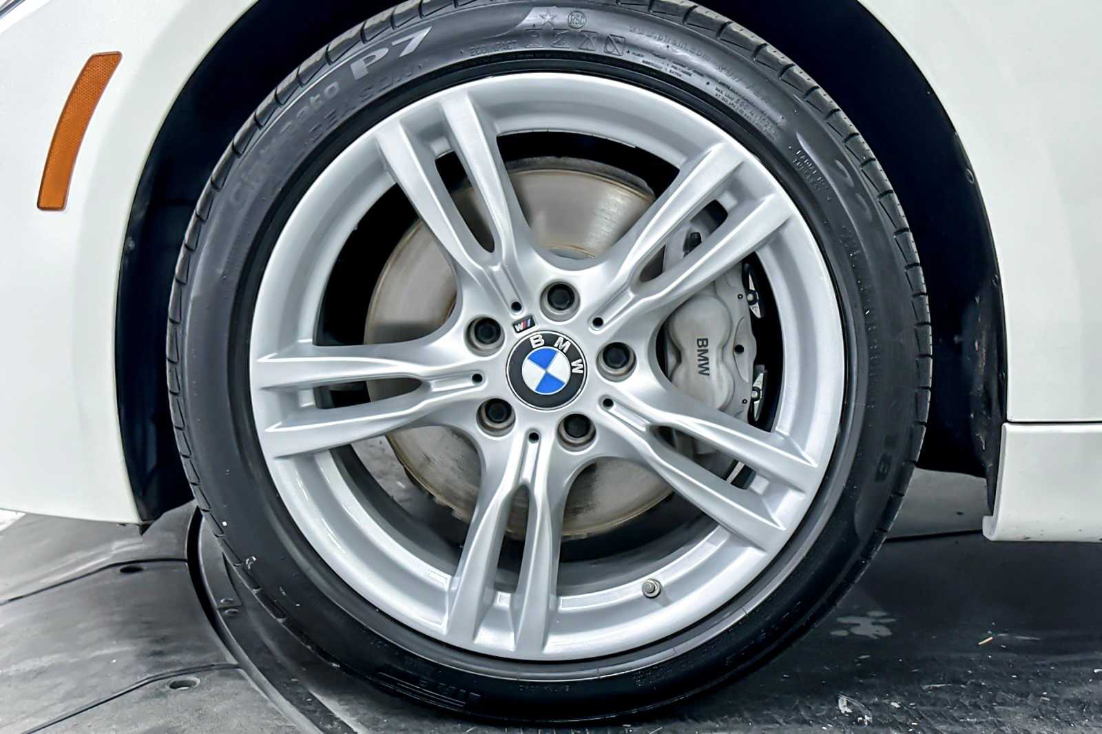 Thumbnail: 2015 BMW 3 Series - 26
