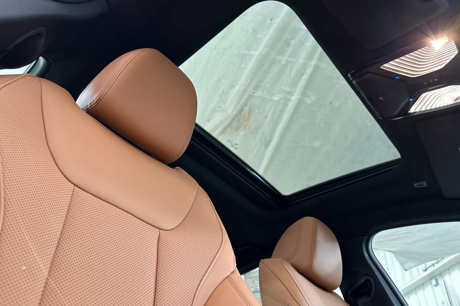 Thumbnail: 2025 BMW i4 - 16