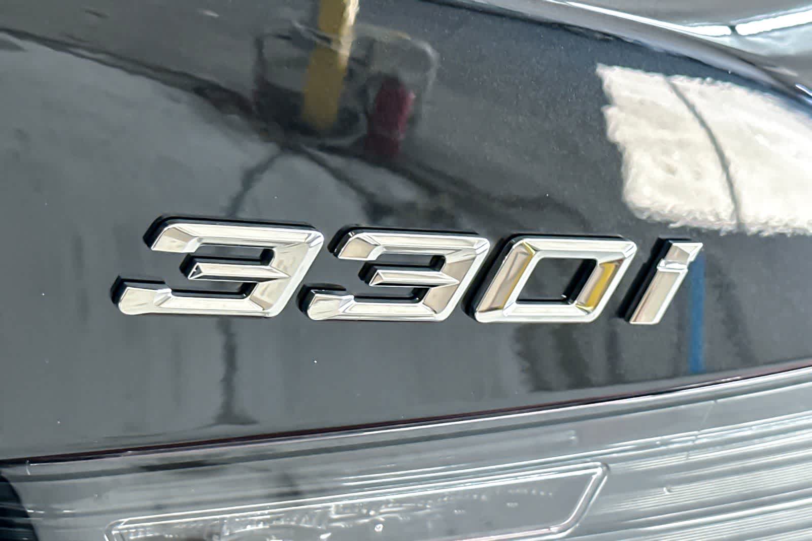 Thumbnail: 2026 BMW 3 Series - 25