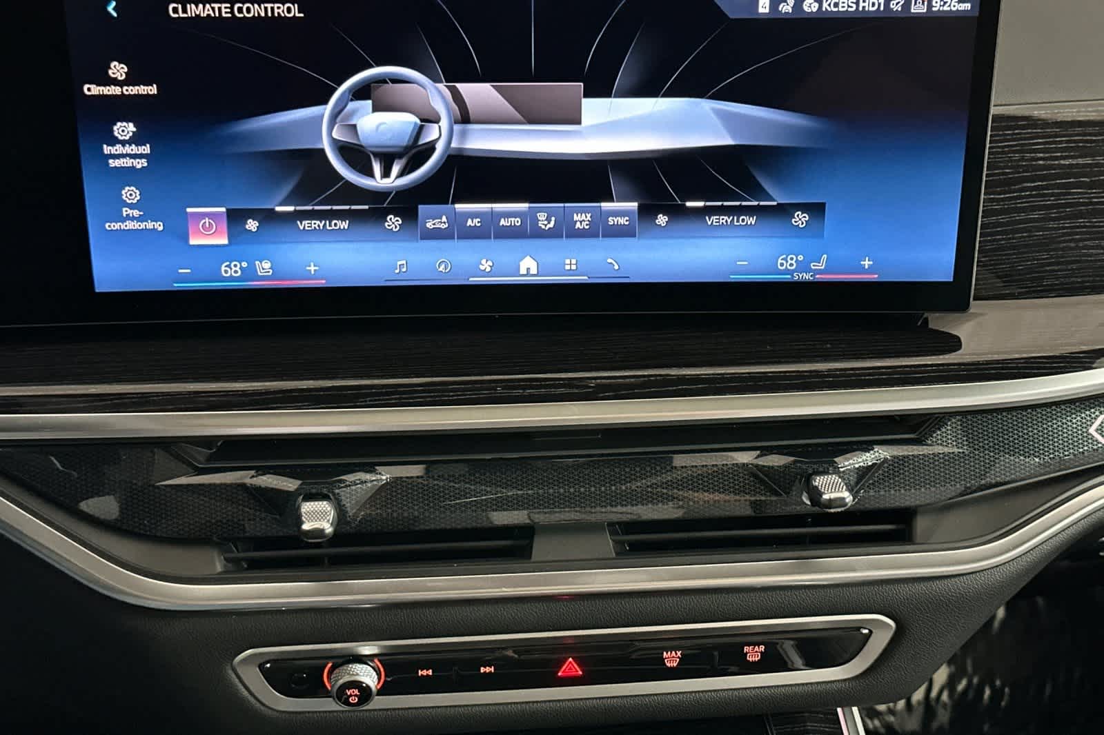 Thumbnail: 2026 BMW X5 - 21