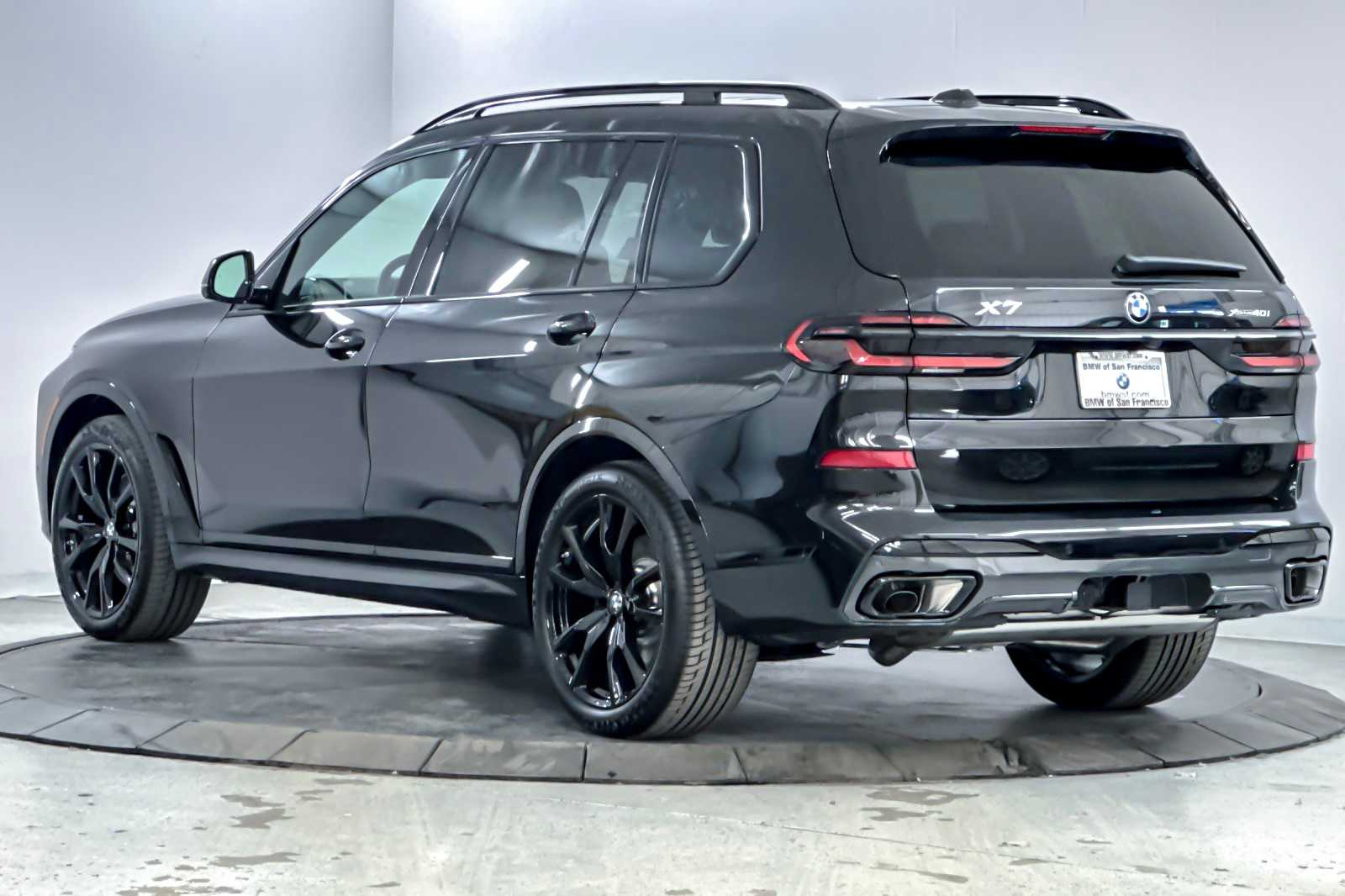 Thumbnail: 2026 BMW X7 - 6