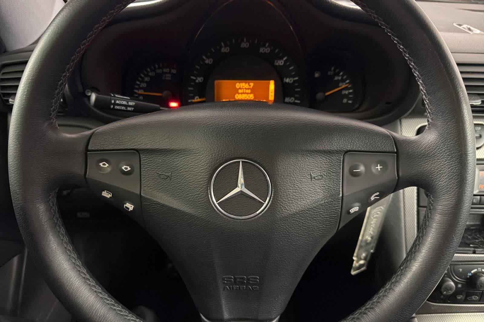 Thumbnail: 2002 Mercedes-Benz C-Class - 21