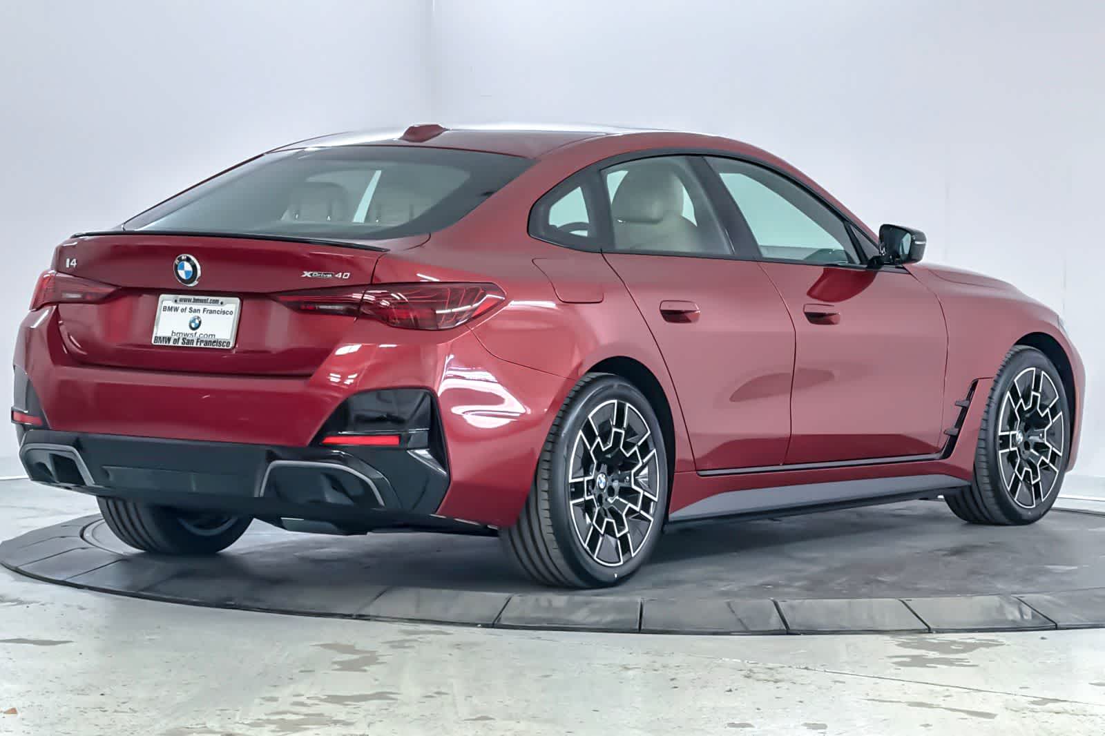 Thumbnail: 2026 BMW i4 - 2
