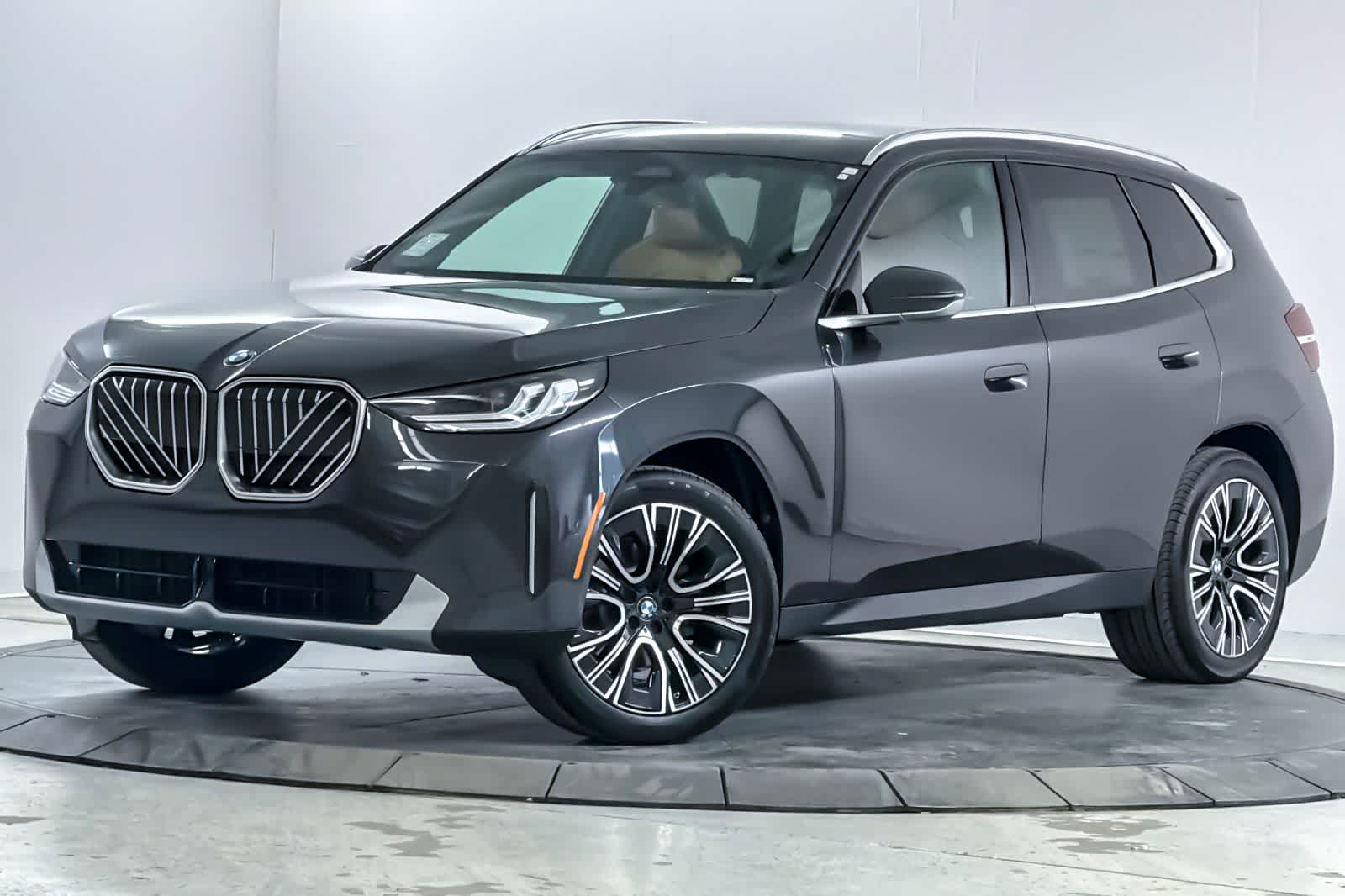 Thumbnail: 2026 BMW X3 - 1