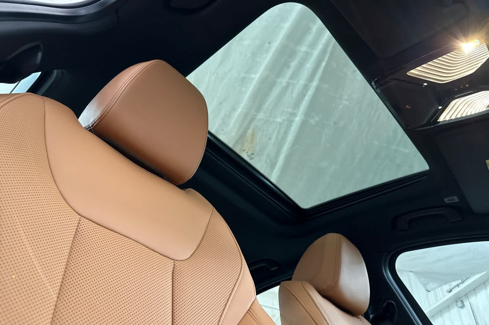 Thumbnail: 2025 BMW 3 Series - 16