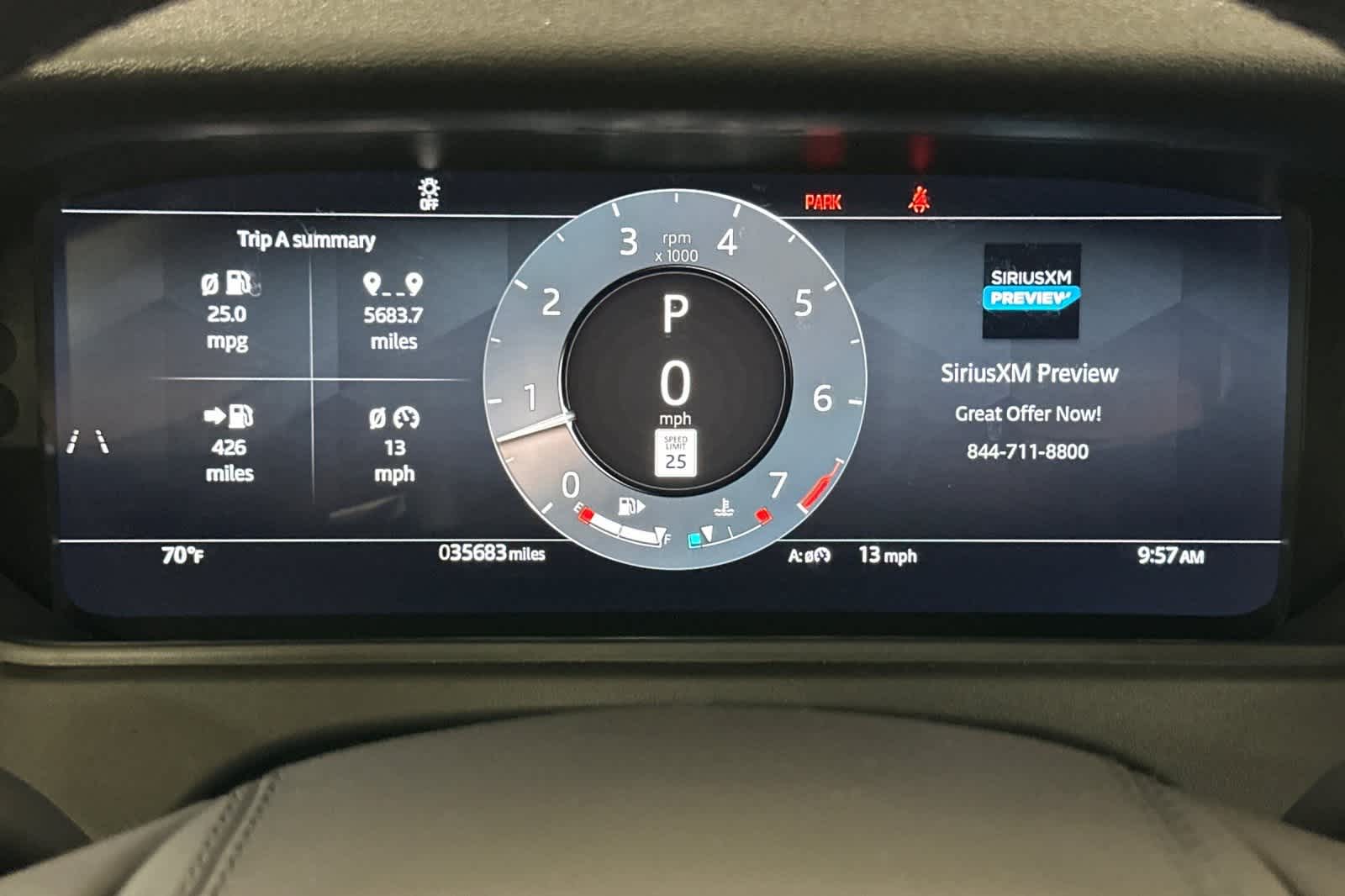 Thumbnail: 2025 Land Rover Range Rover Velar - 25