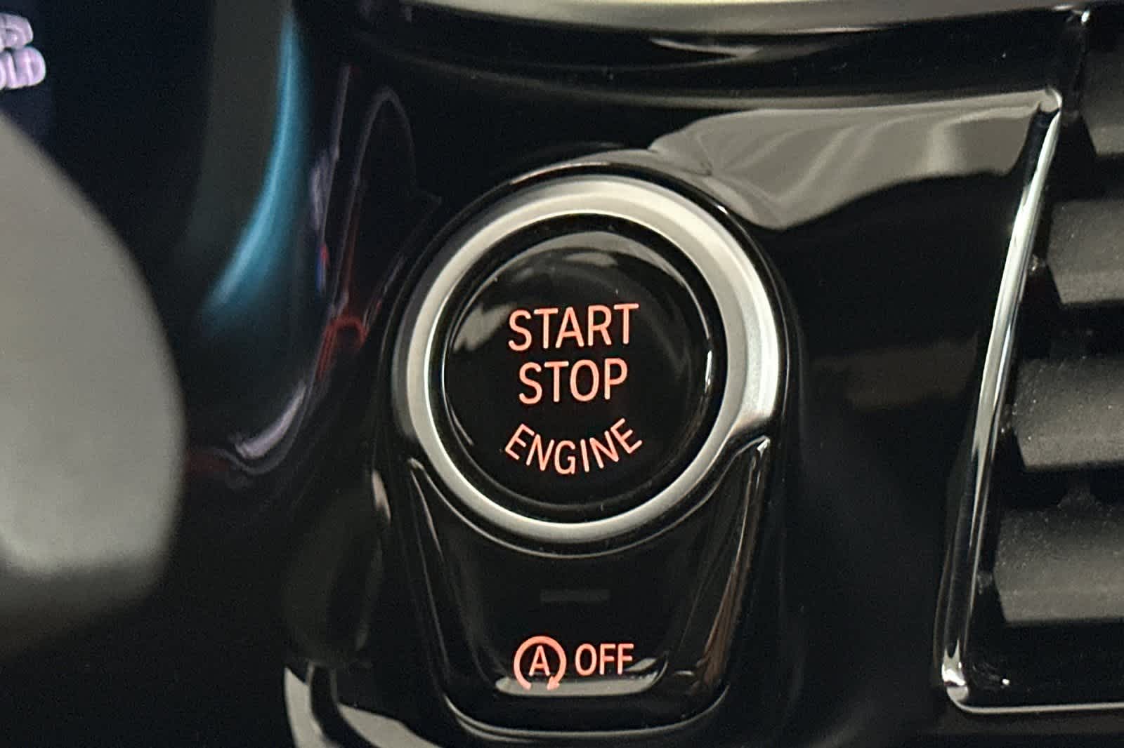 Thumbnail: 2023 BMW 5 Series - 22