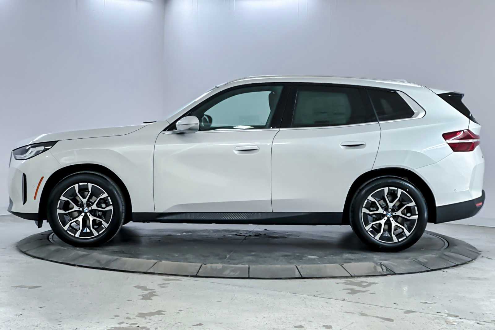 Thumbnail: 2026 BMW X3 - 5