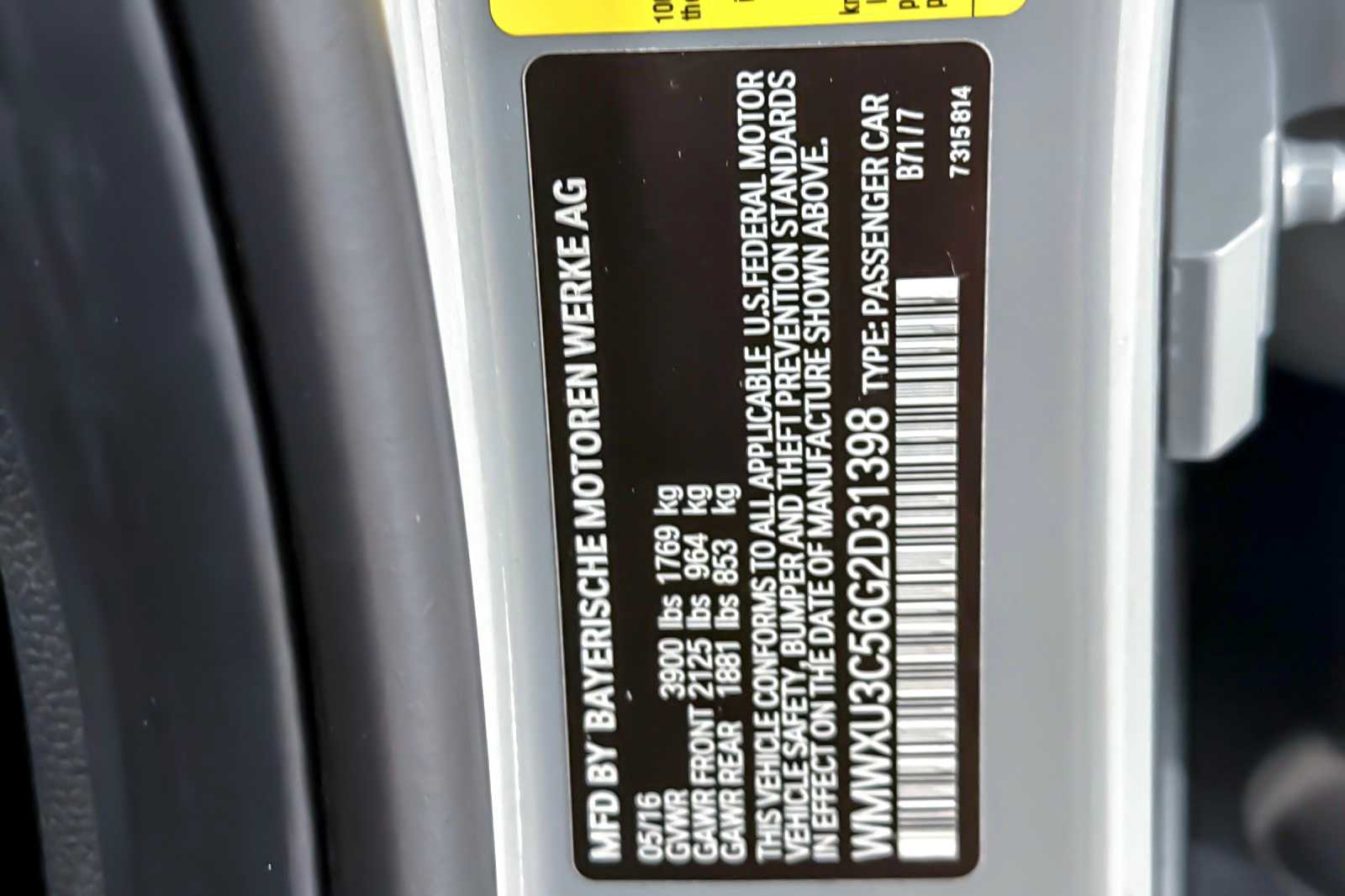 Thumbnail: 2016 MINI Cooper Hardtop - 28