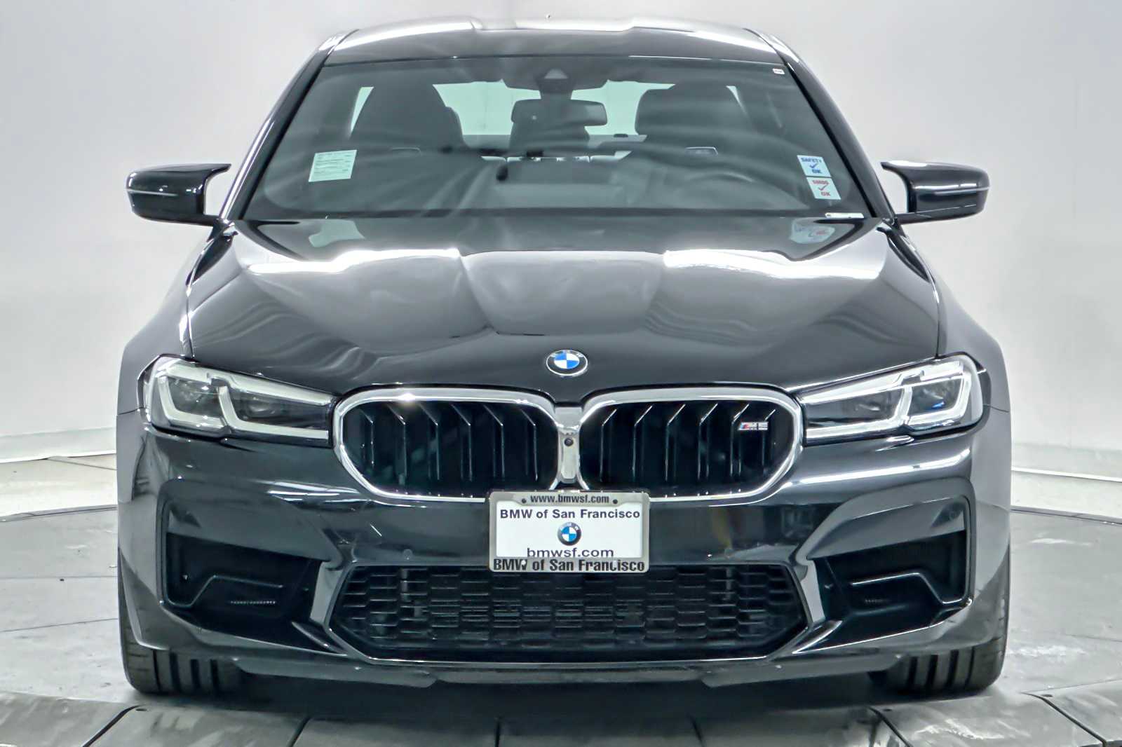 Thumbnail: 2023 BMW M5 - 10