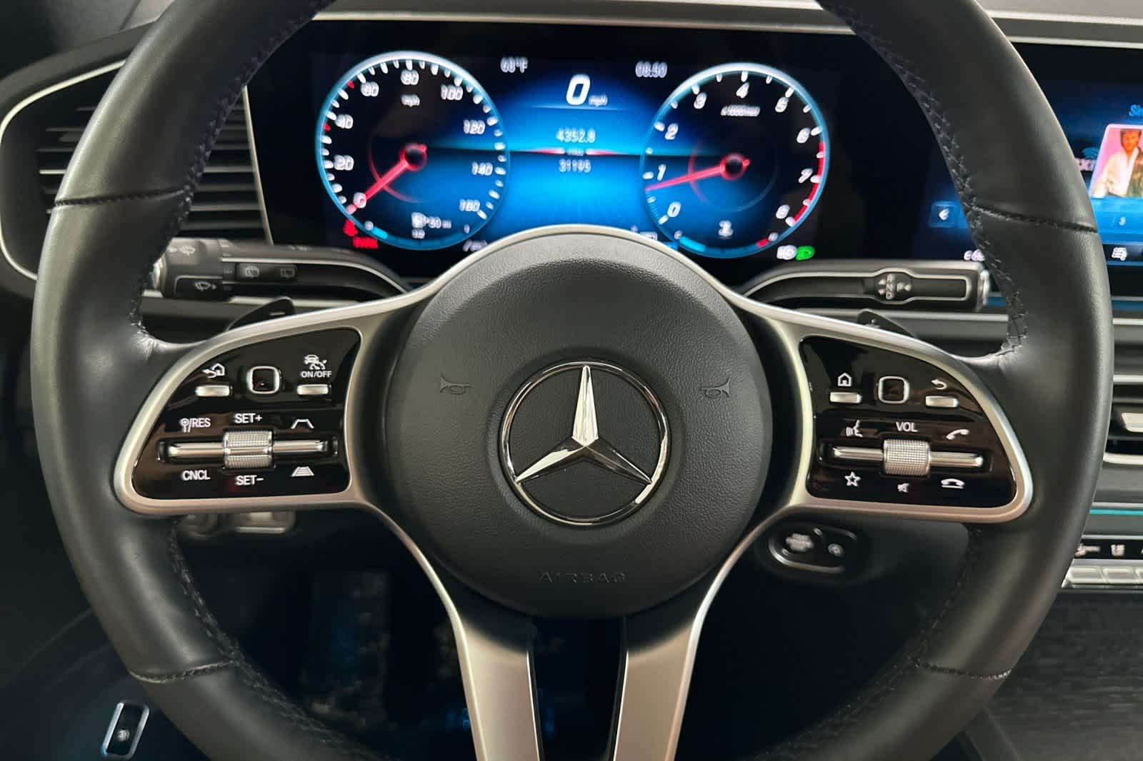 Thumbnail: 2022 Mercedes-Benz GLE - 24