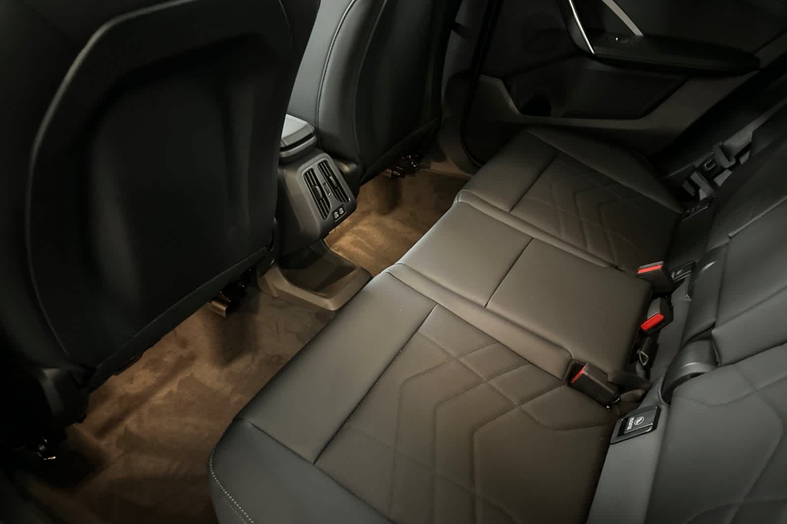 Thumbnail: 2026 BMW X1 - 4