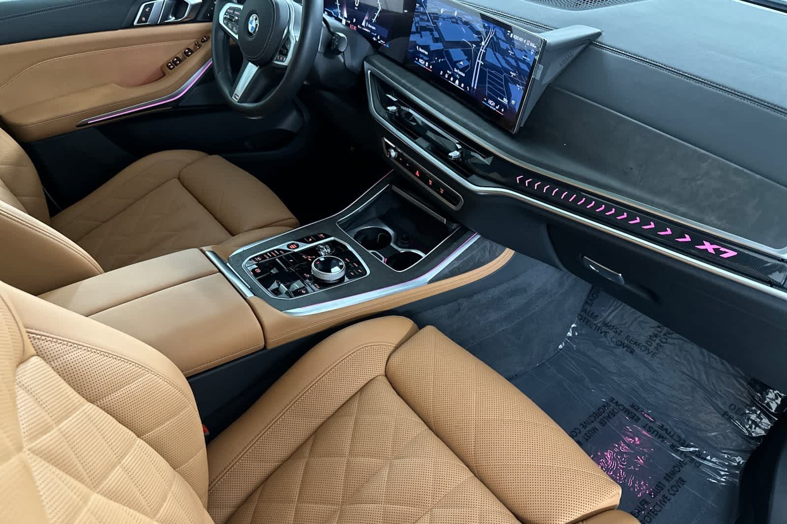 Thumbnail: 2026 BMW X7 - 16