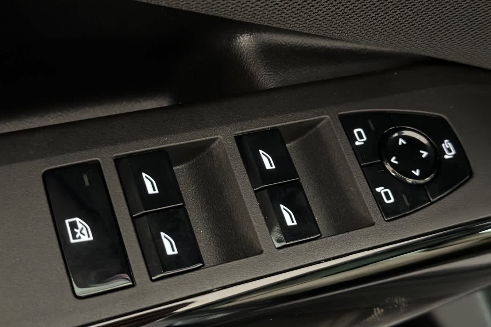 Thumbnail: 2026 BMW X3 - 13