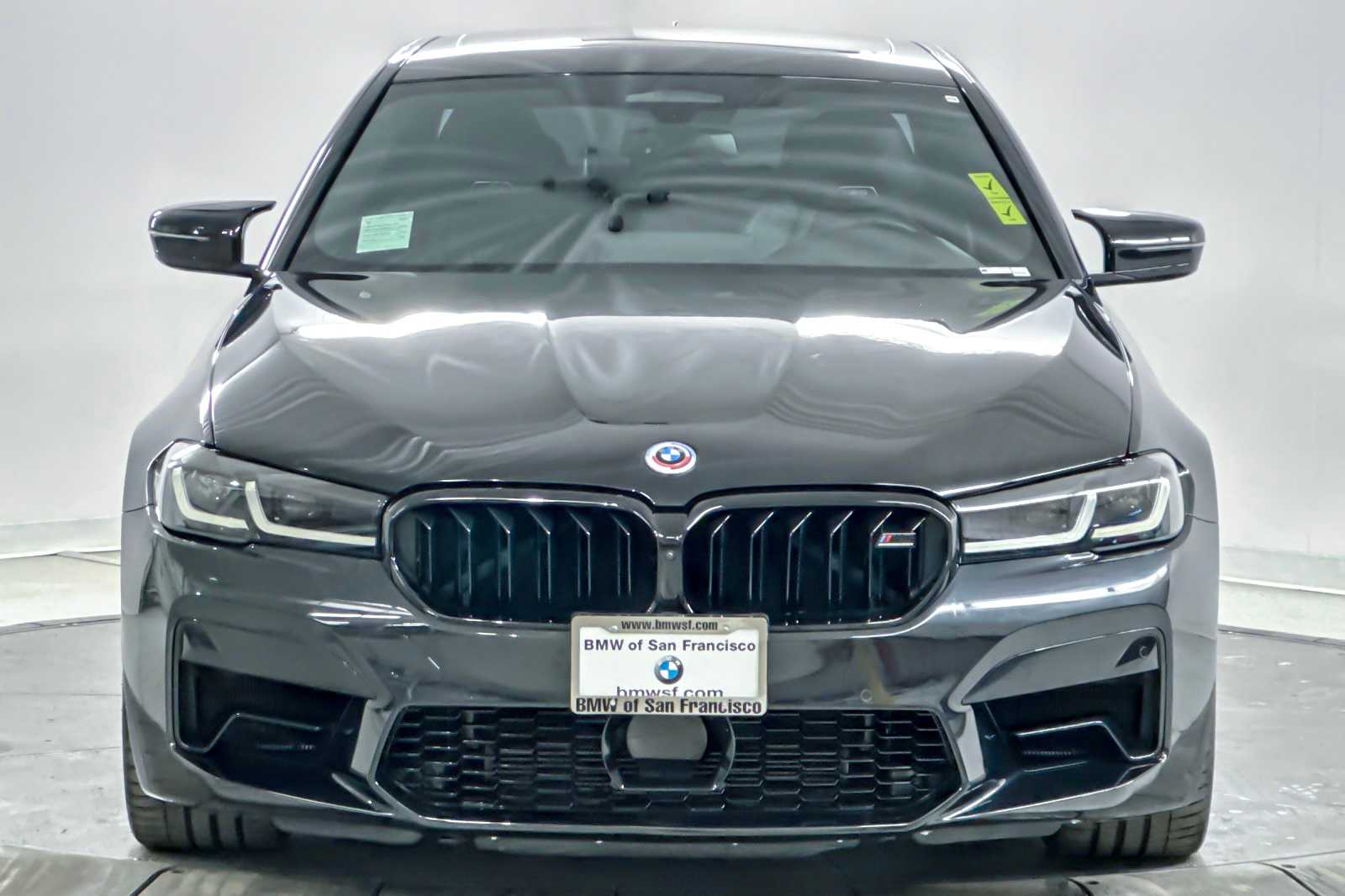 Thumbnail: 2023 BMW M5 - 10