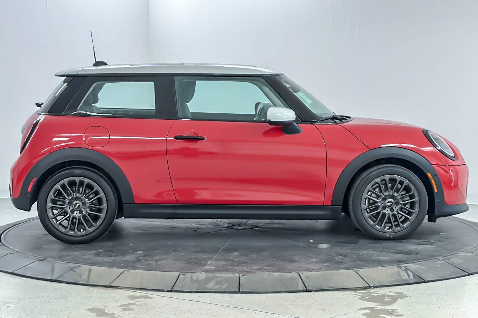 Thumbnail: 2025 MINI Cooper - 7