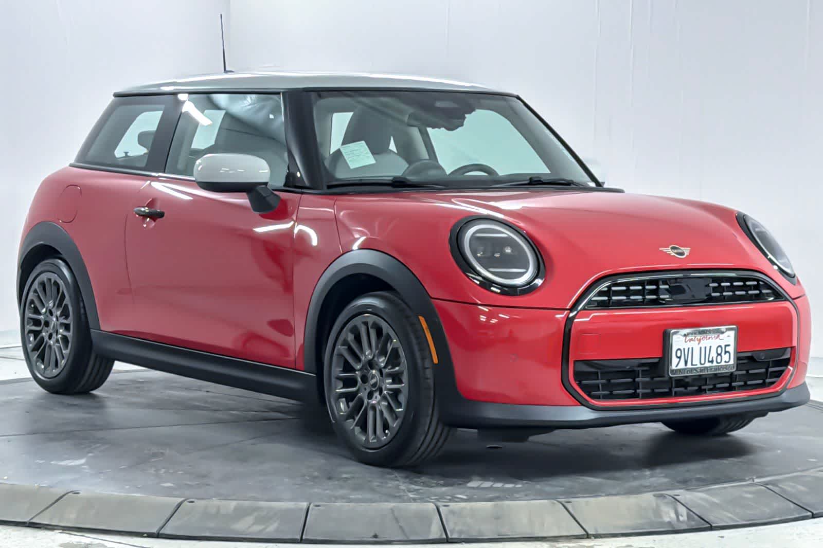 Thumbnail: 2025 MINI Cooper Hardtop - 9