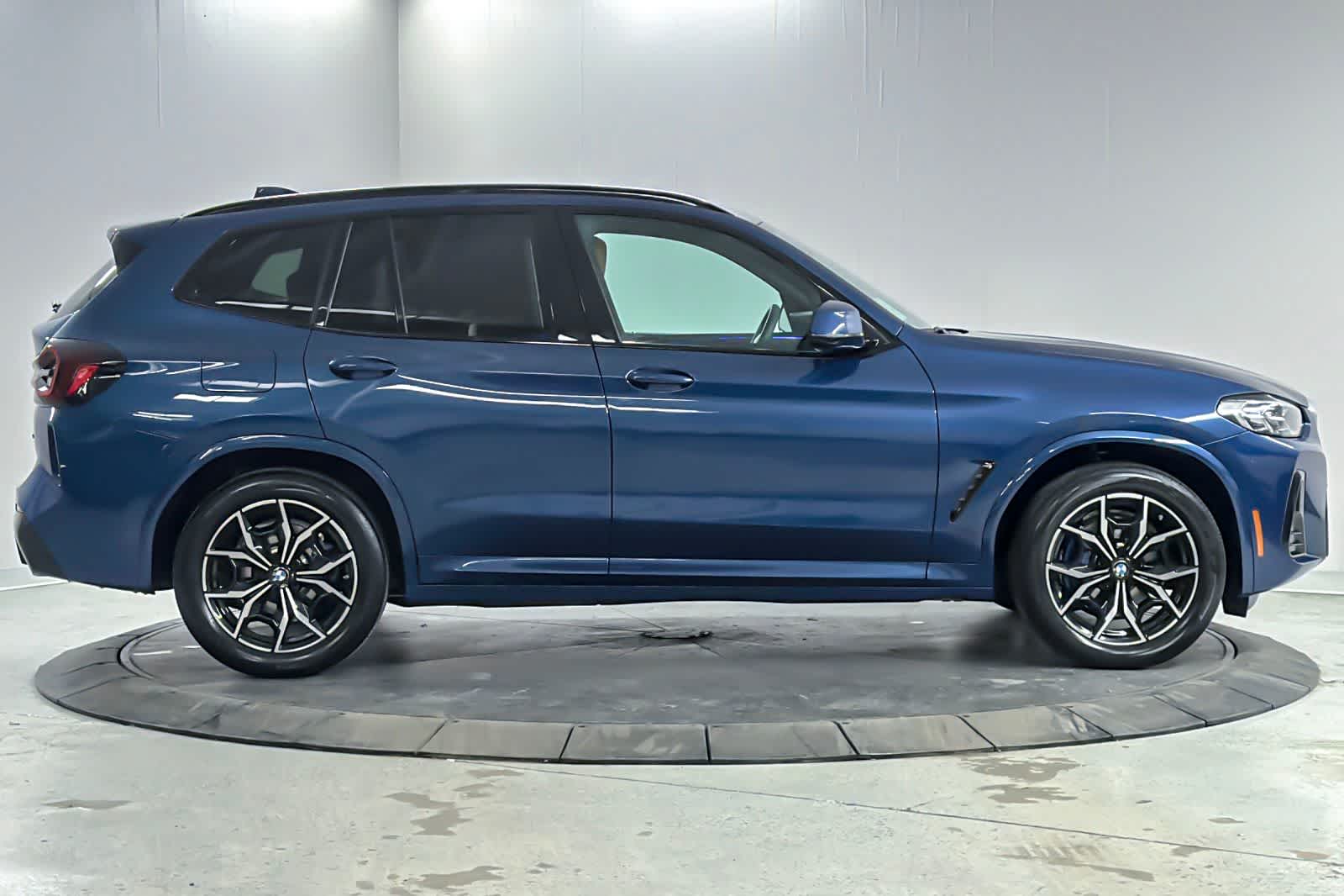 Thumbnail: 2023 BMW X3 - 8