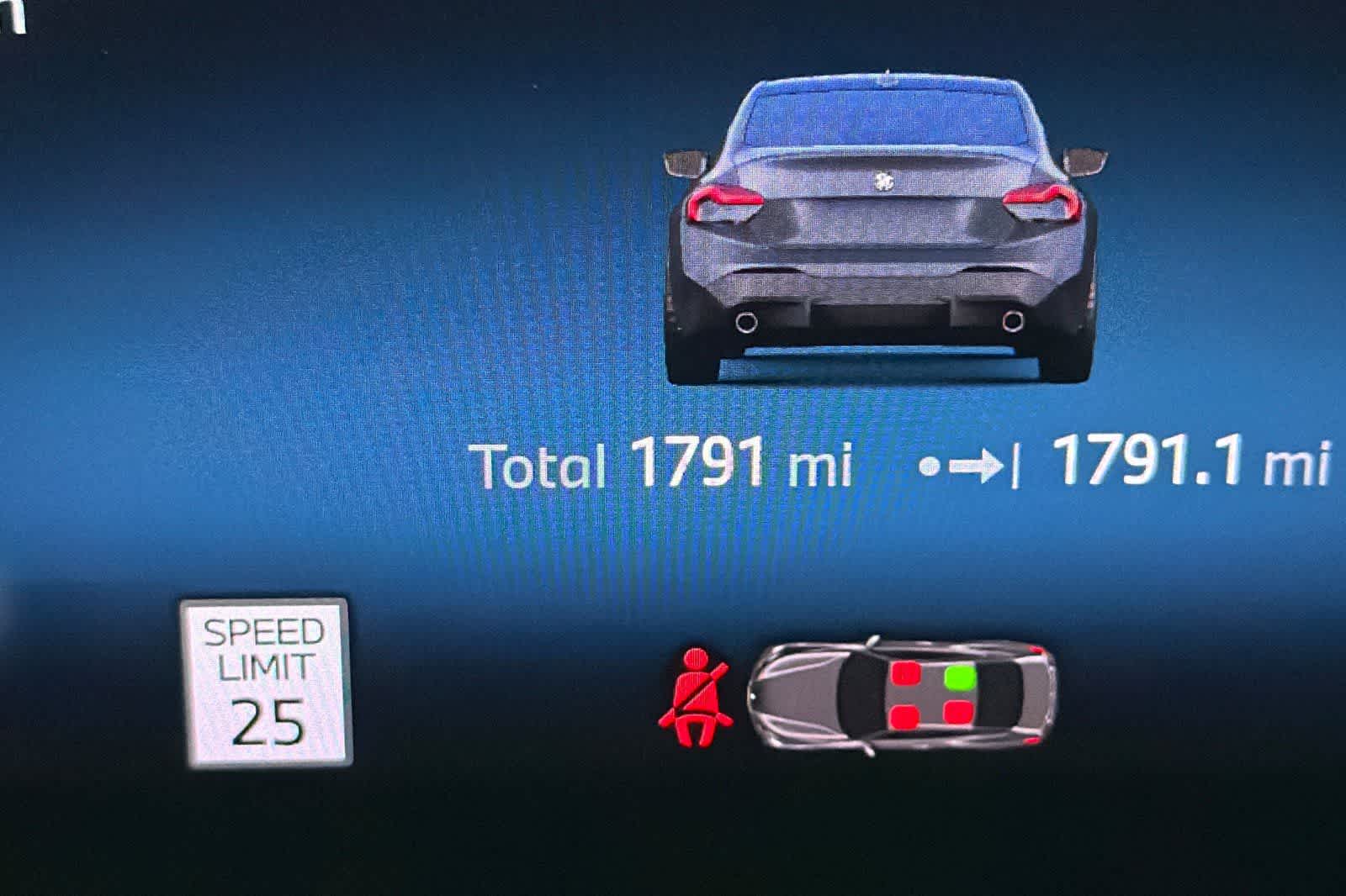 Thumbnail: 2025 BMW 2 Series - 25