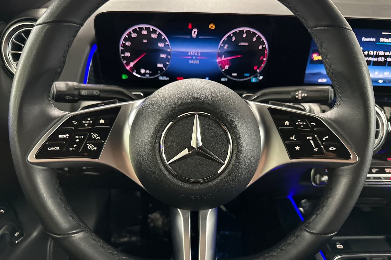 Thumbnail: 2024 Mercedes-Benz GLB - 23