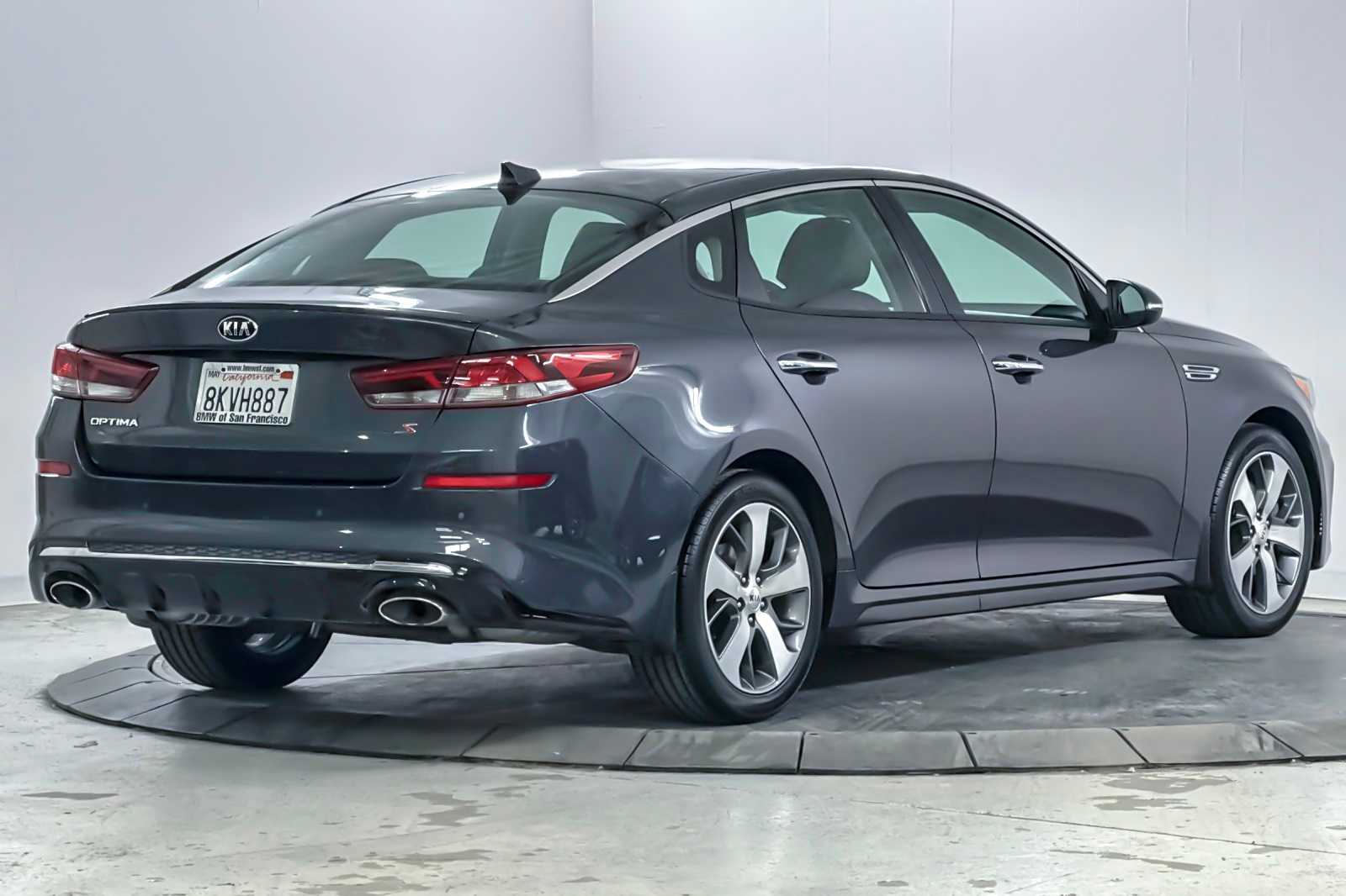 Thumbnail: 2019 Kia Optima - 2
