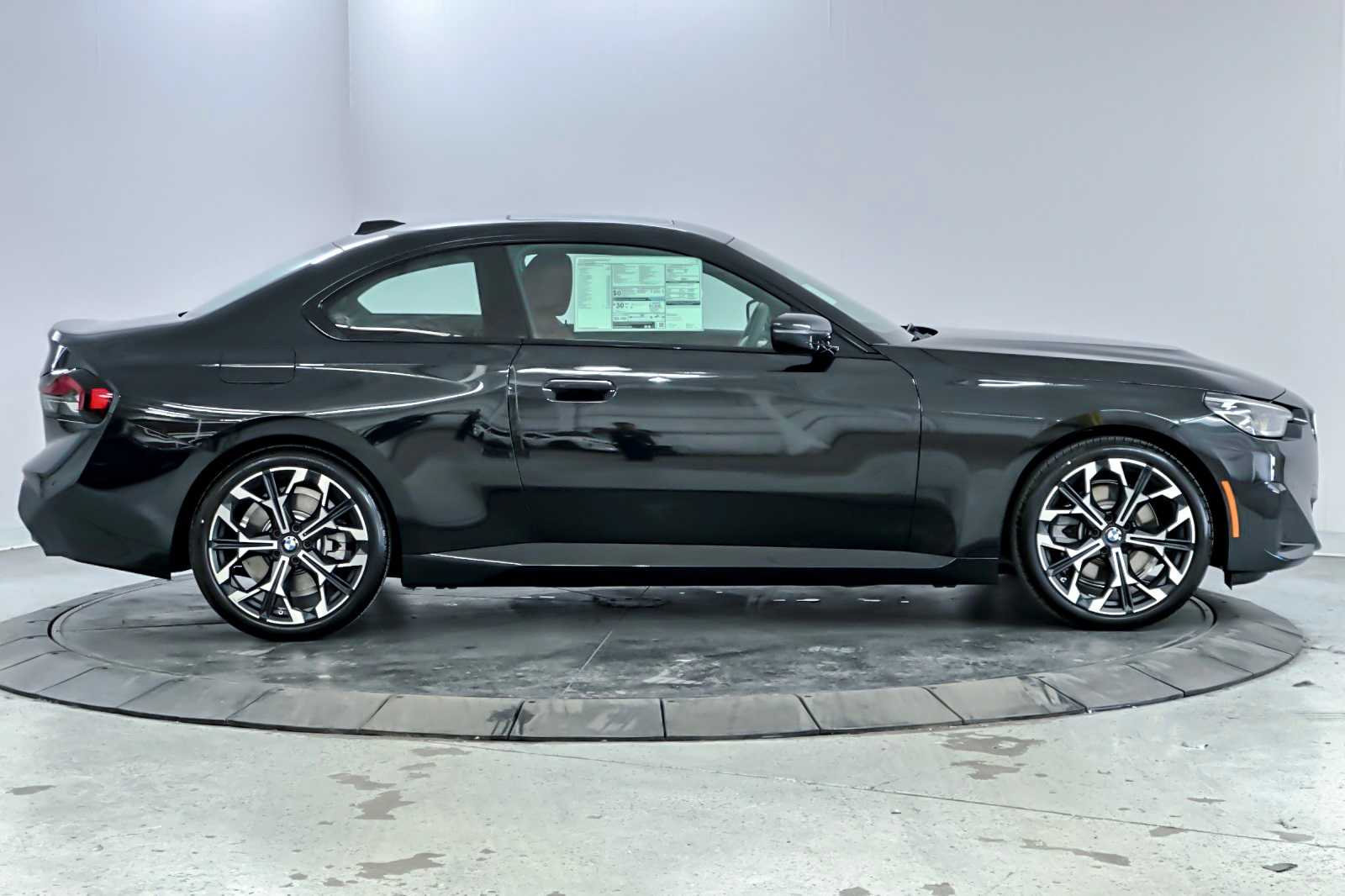 Thumbnail: 2025 BMW 2 Series - 8