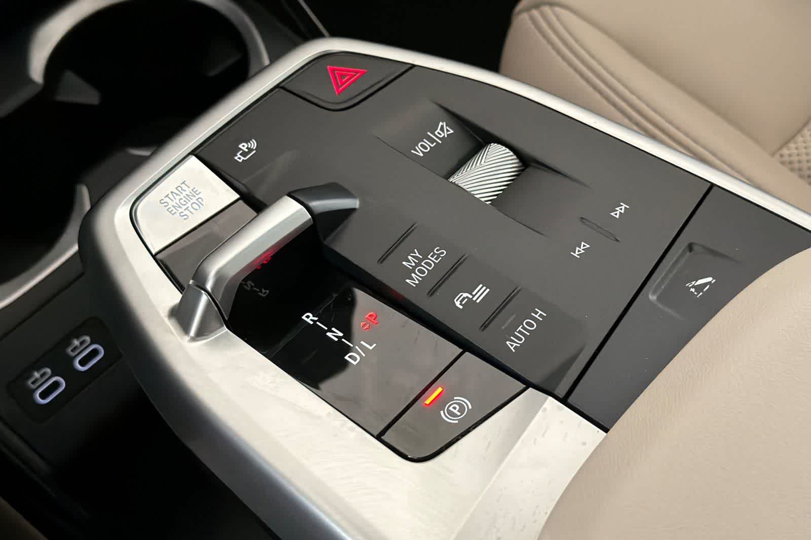 Thumbnail: 2025 BMW X2 - 21