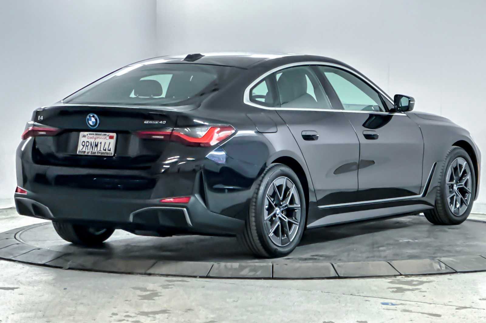 Thumbnail: 2025 BMW i4 - 2