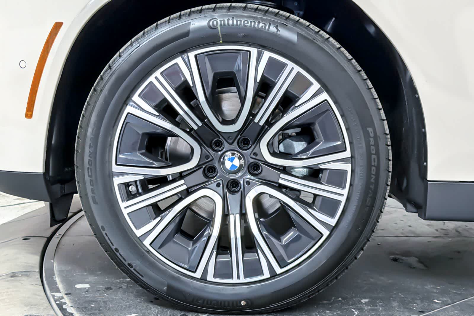 Thumbnail: 2026 BMW X3 - 25